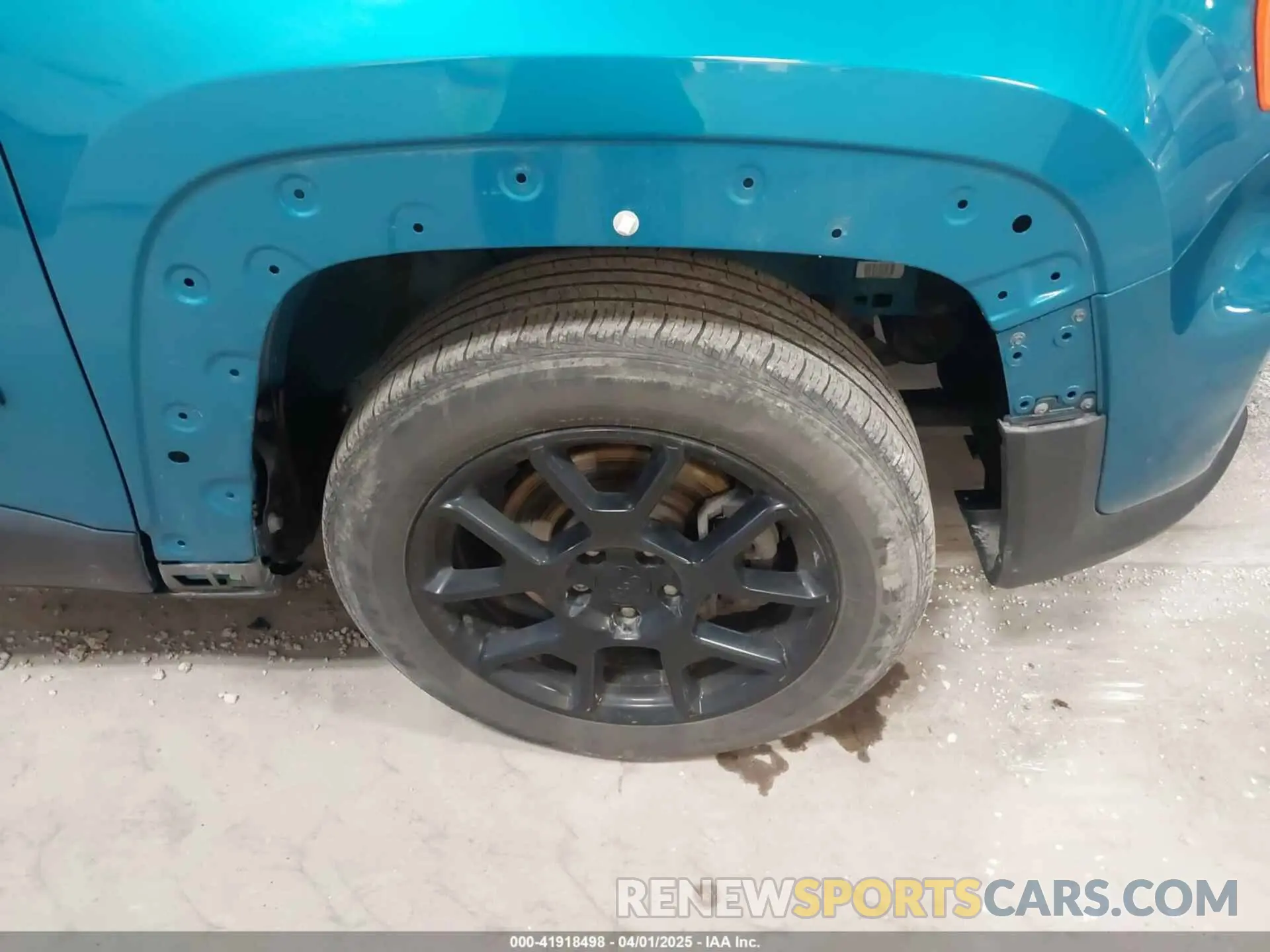 19 Photograph of a damaged car ZACNJABB0LPL09308 JEEP RENEGADE 2020
