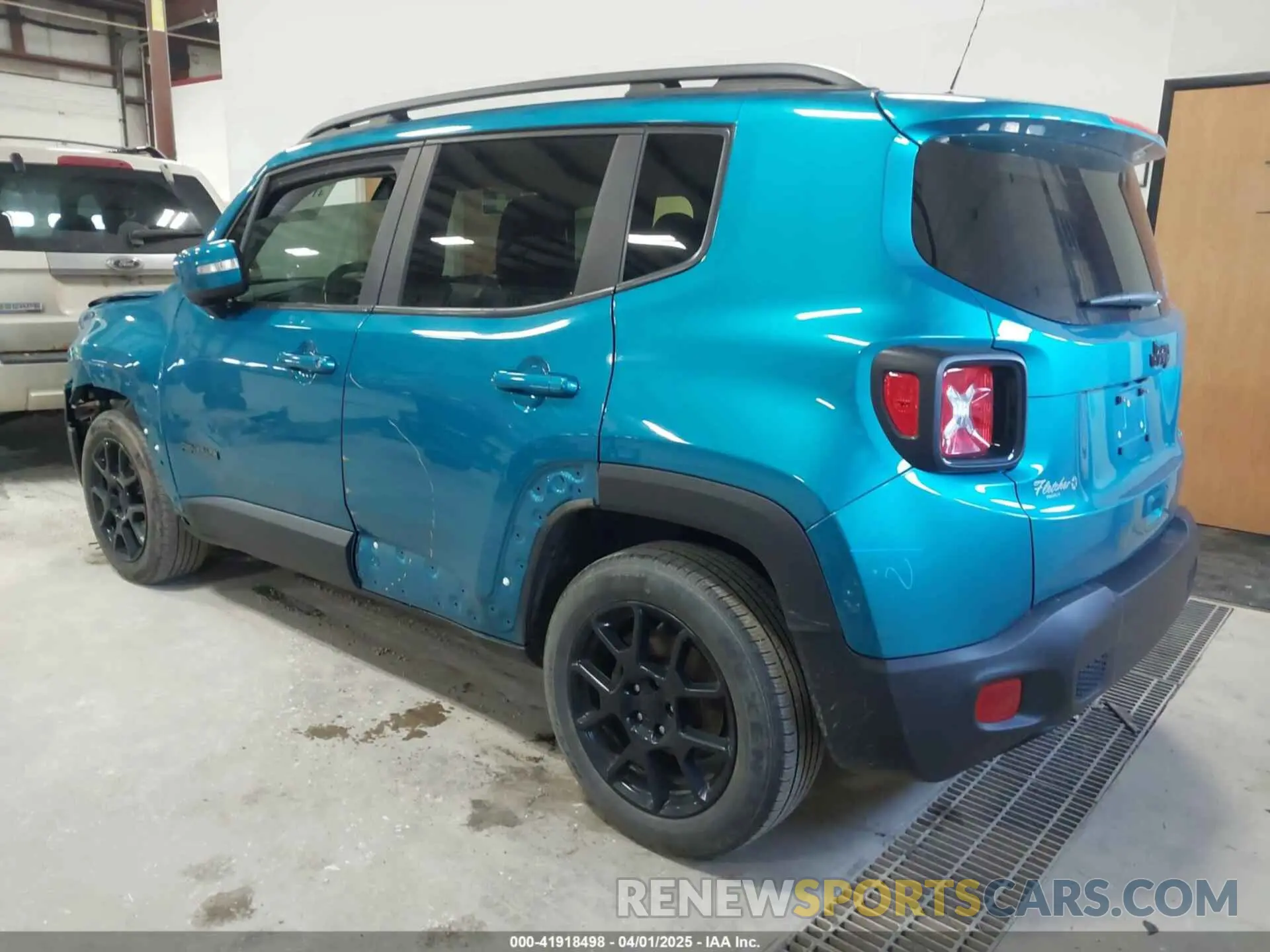 3 Photograph of a damaged car ZACNJABB0LPL09308 JEEP RENEGADE 2020