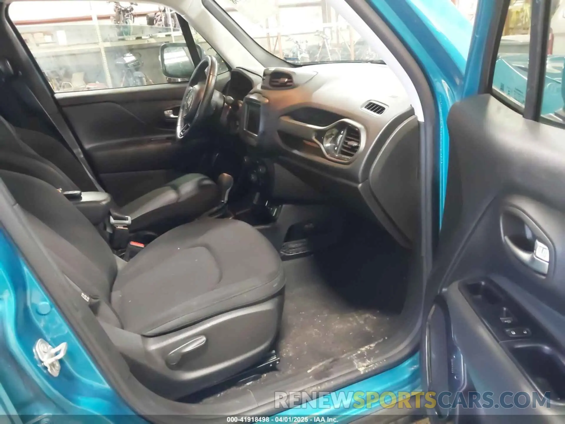 5 Photograph of a damaged car ZACNJABB0LPL09308 JEEP RENEGADE 2020