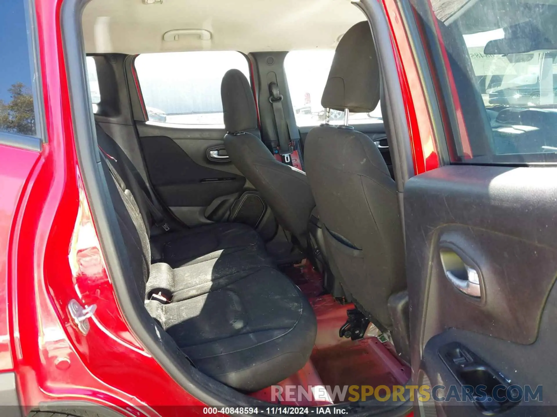 8 Photograph of a damaged car ZACNJABB0LPL21197 JEEP RENEGADE 2020