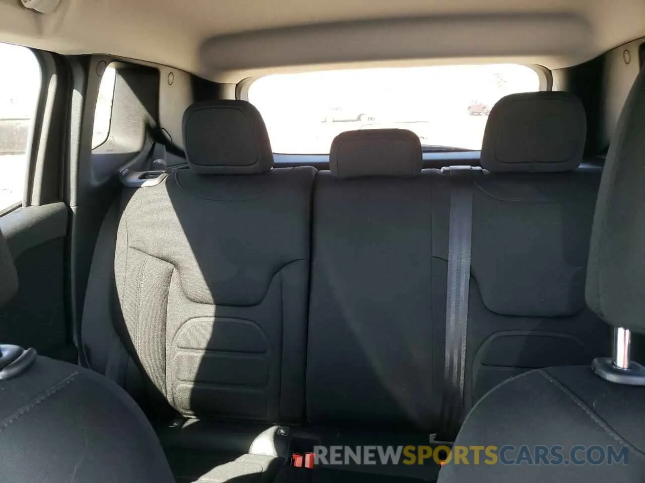 10 Photograph of a damaged car ZACNJABB0LPL28120 JEEP RENEGADE 2020