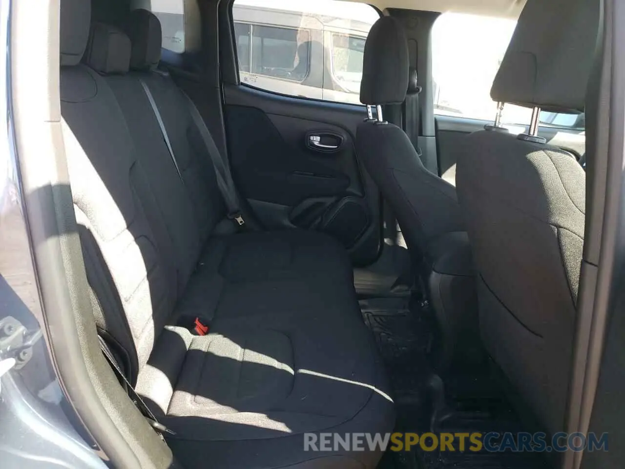 11 Photograph of a damaged car ZACNJABB0LPL28120 JEEP RENEGADE 2020