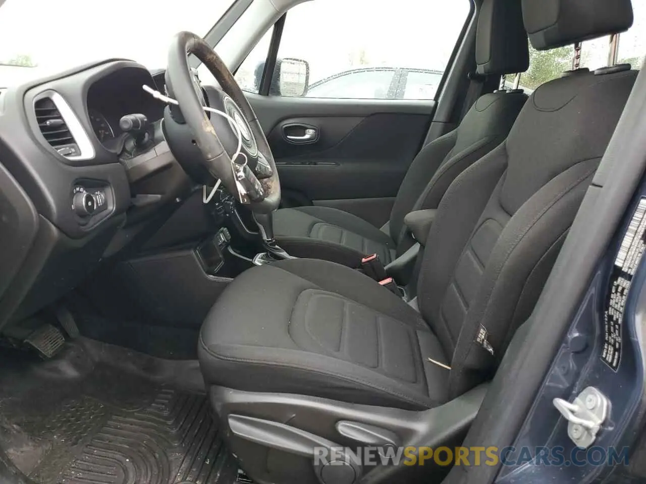 7 Photograph of a damaged car ZACNJABB0LPL28120 JEEP RENEGADE 2020