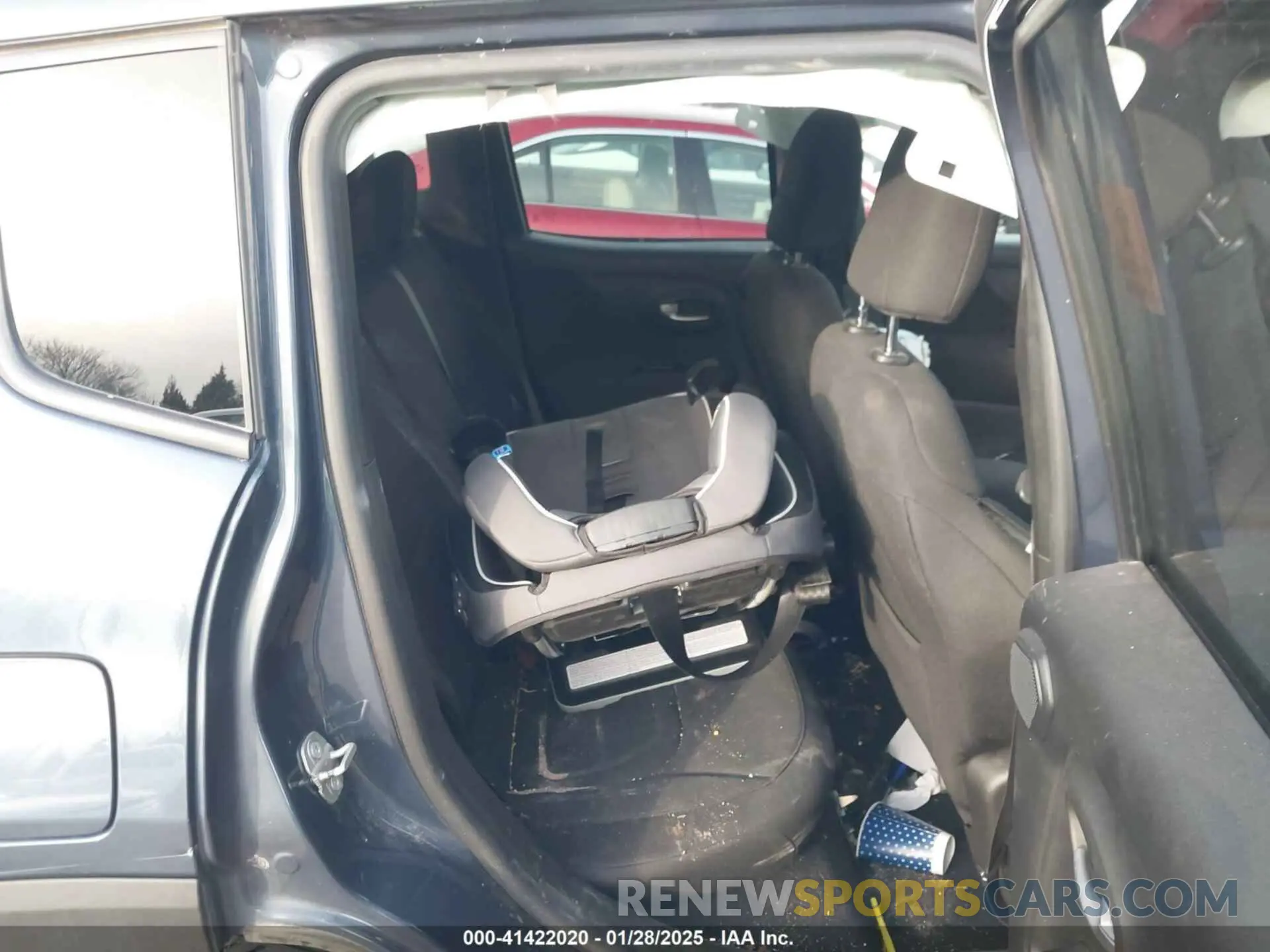 8 Photograph of a damaged car ZACNJABB0LPL68701 JEEP RENEGADE 2020