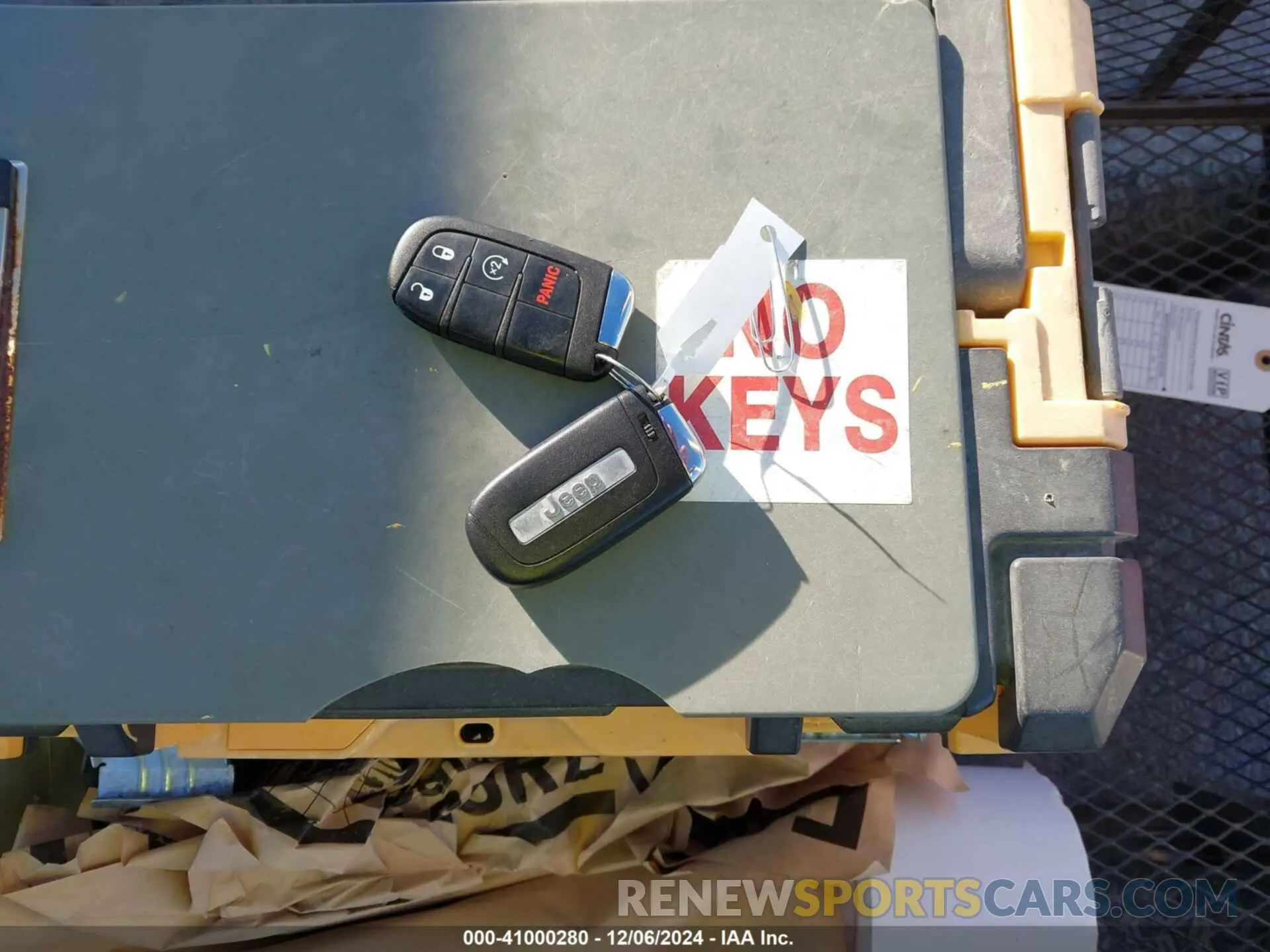11 Photograph of a damaged car ZACNJABB1LPL17465 JEEP RENEGADE 2020