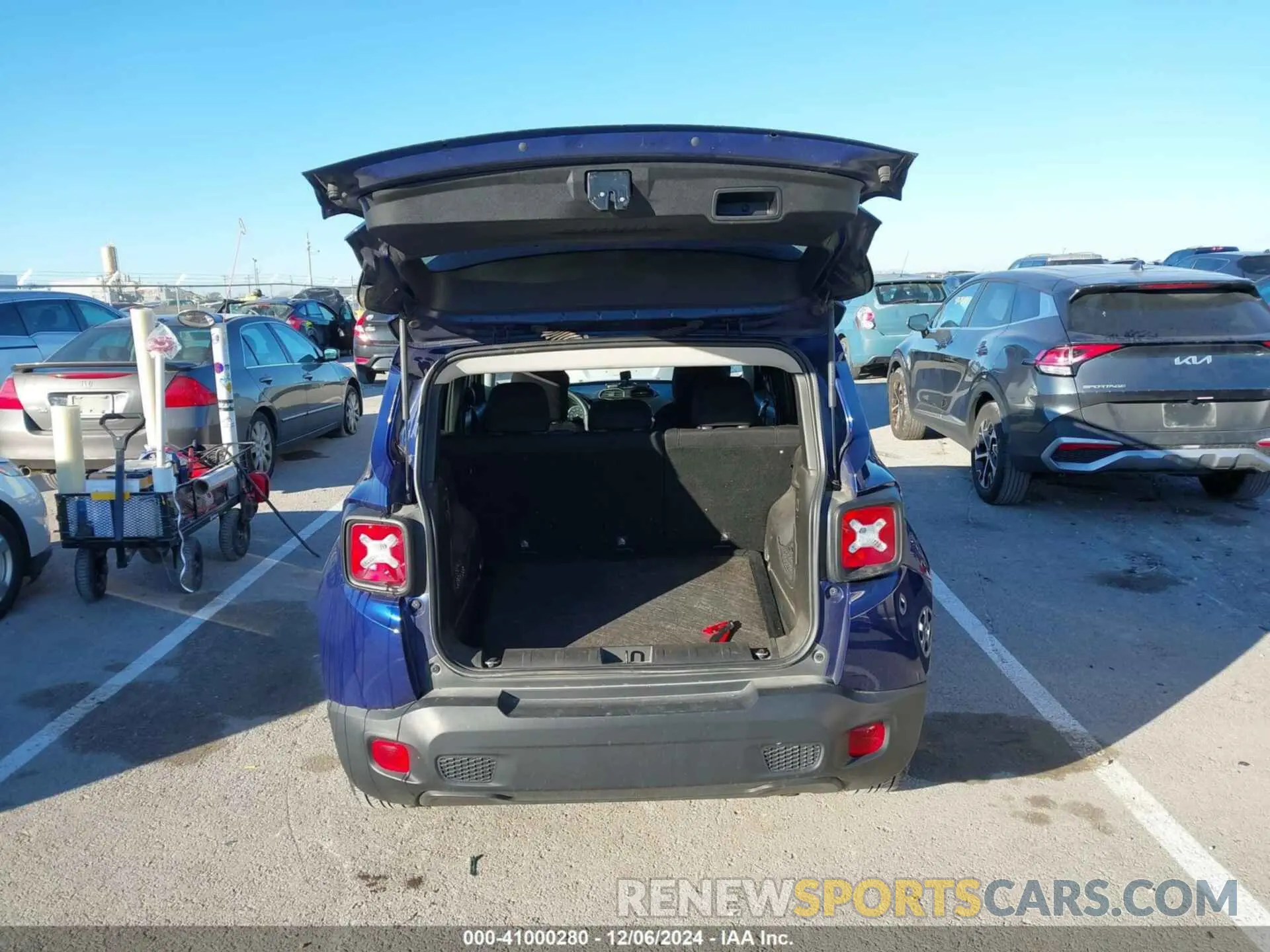 19 Photograph of a damaged car ZACNJABB1LPL17465 JEEP RENEGADE 2020
