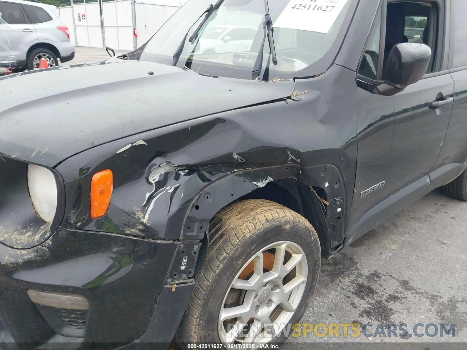 6 Photograph of a damaged car ZACNJABB1LPL31110 JEEP RENEGADE 2020