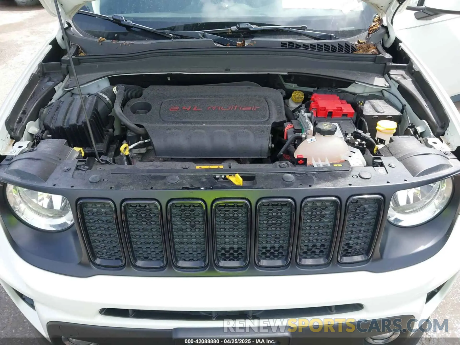 10 Photograph of a damaged car ZACNJABB1LPL41510 JEEP RENEGADE 2020