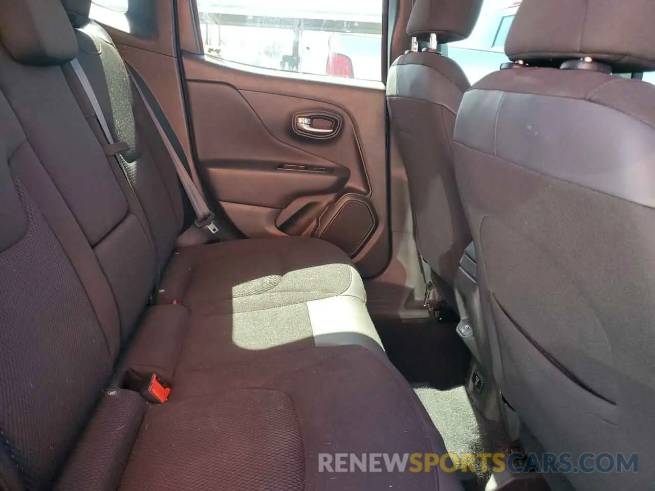 11 Photograph of a damaged car ZACNJABB1LPL87001 JEEP RENEGADE 2020