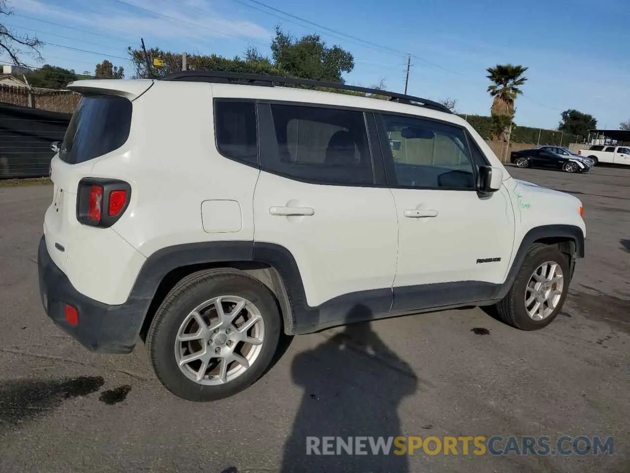 3 Photograph of a damaged car ZACNJABB2LPL40561 JEEP RENEGADE 2020