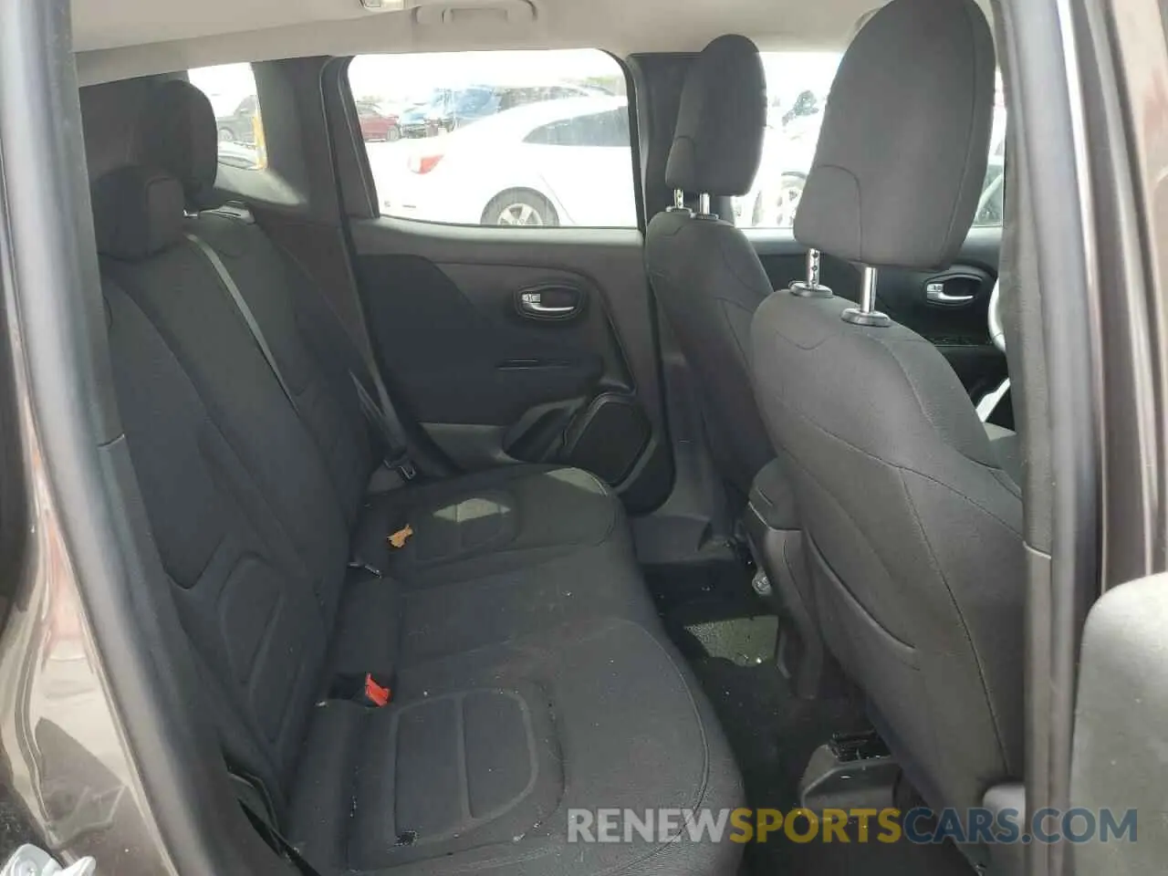 12 Photograph of a damaged car ZACNJABB2LPL60552 JEEP RENEGADE 2020