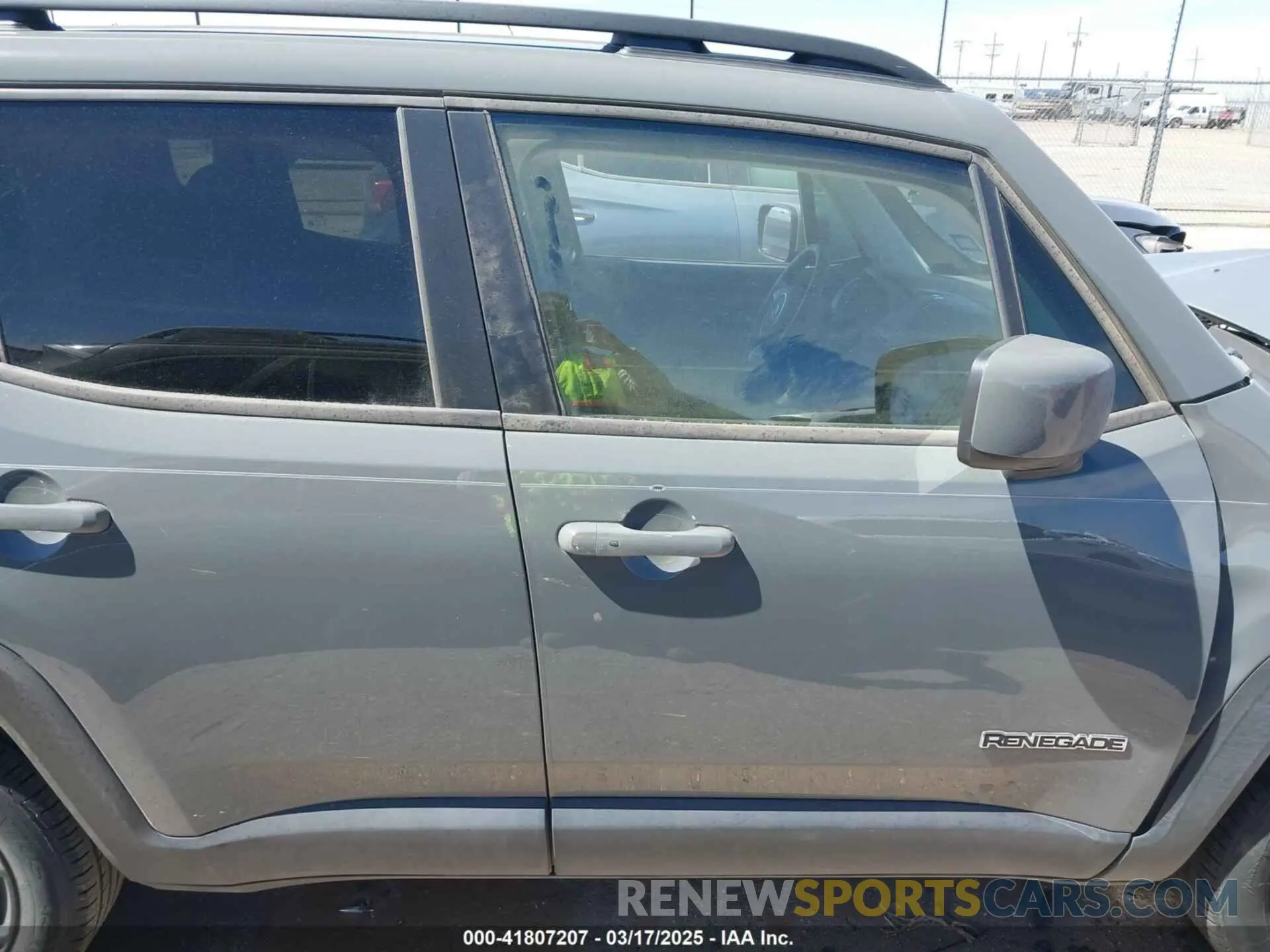 13 Photograph of a damaged car ZACNJABB2LPL80283 JEEP RENEGADE 2020