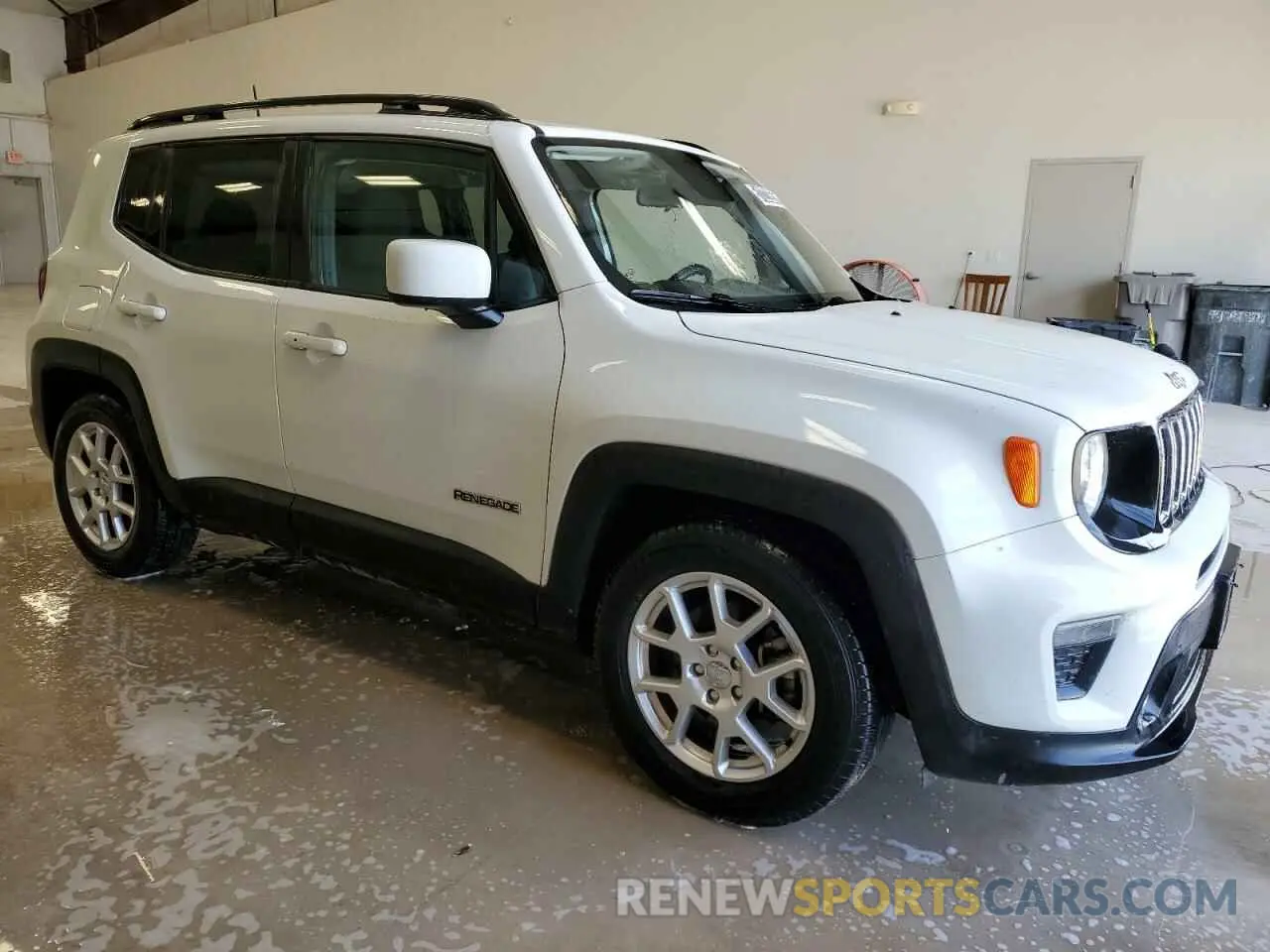 4 Photograph of a damaged car ZACNJABB2LPL82132 JEEP RENEGADE 2020