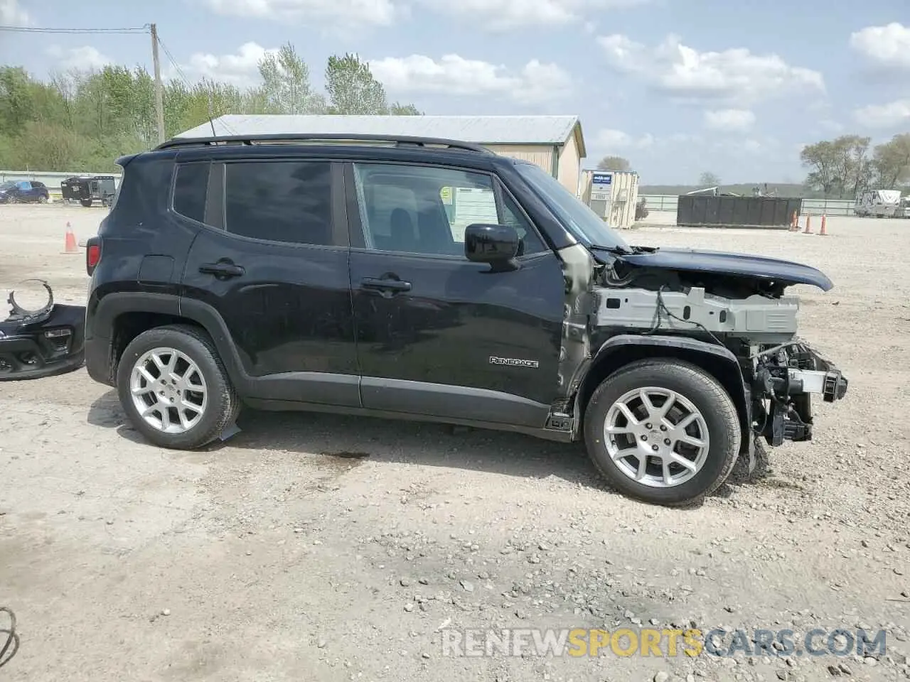 4 Photograph of a damaged car ZACNJABB4LPL31196 JEEP RENEGADE 2020