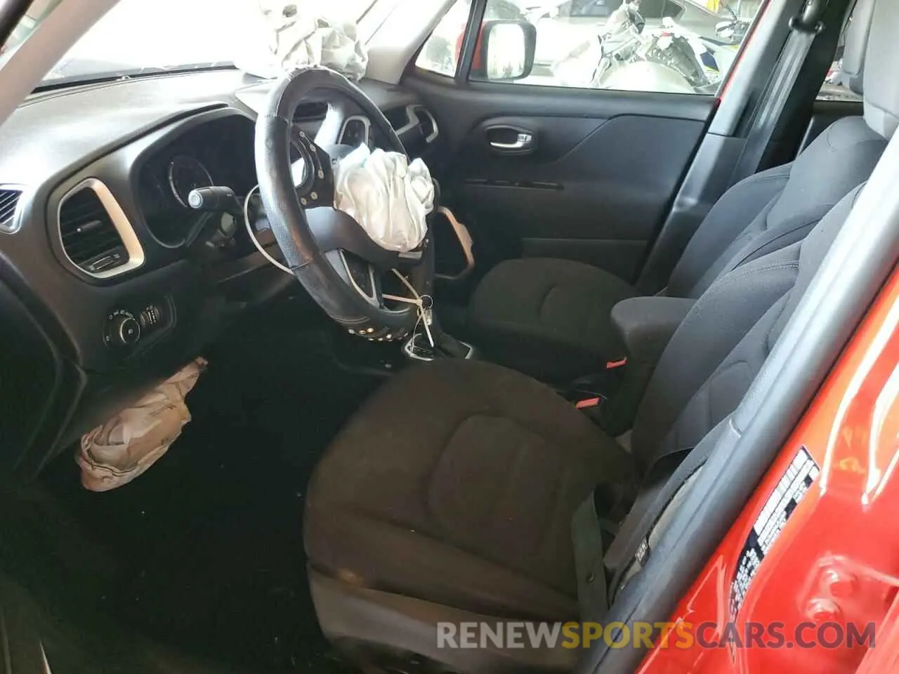 7 Photograph of a damaged car ZACNJABB4LPL42991 JEEP RENEGADE 2020