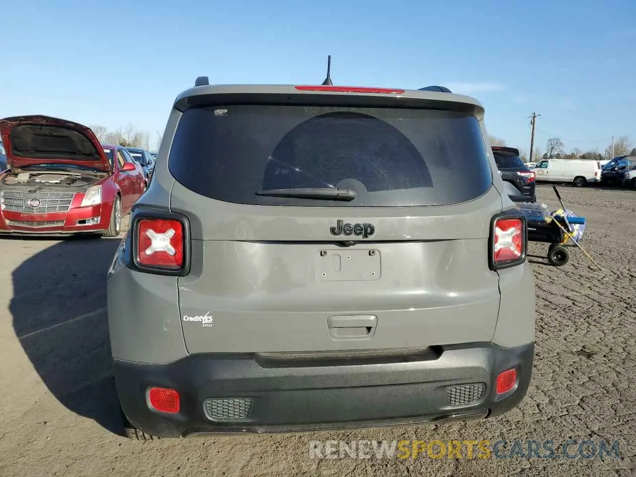 6 Photograph of a damaged car ZACNJABB5LPL85090 JEEP RENEGADE 2020