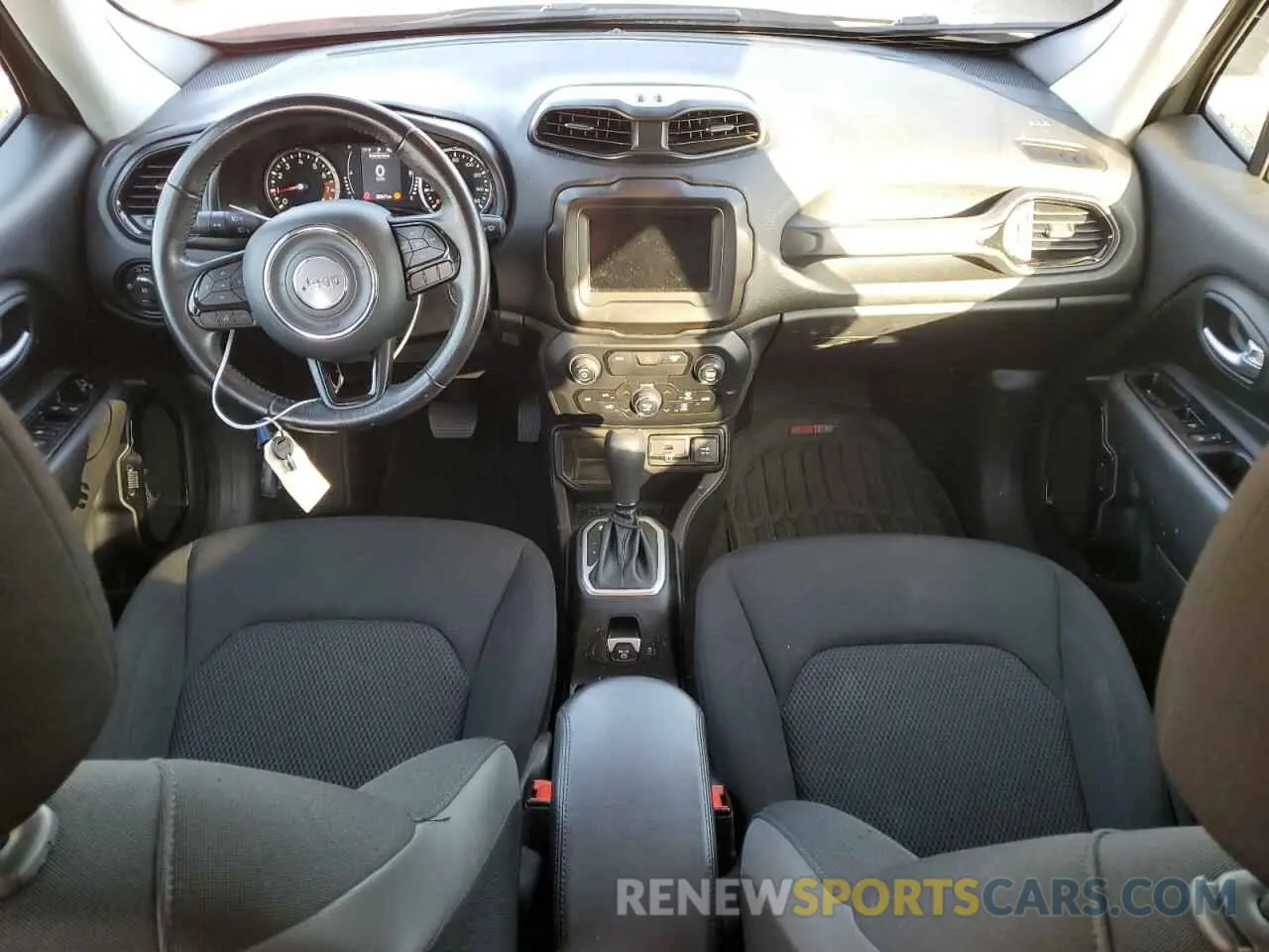 8 Photograph of a damaged car ZACNJABB5LPL85090 JEEP RENEGADE 2020