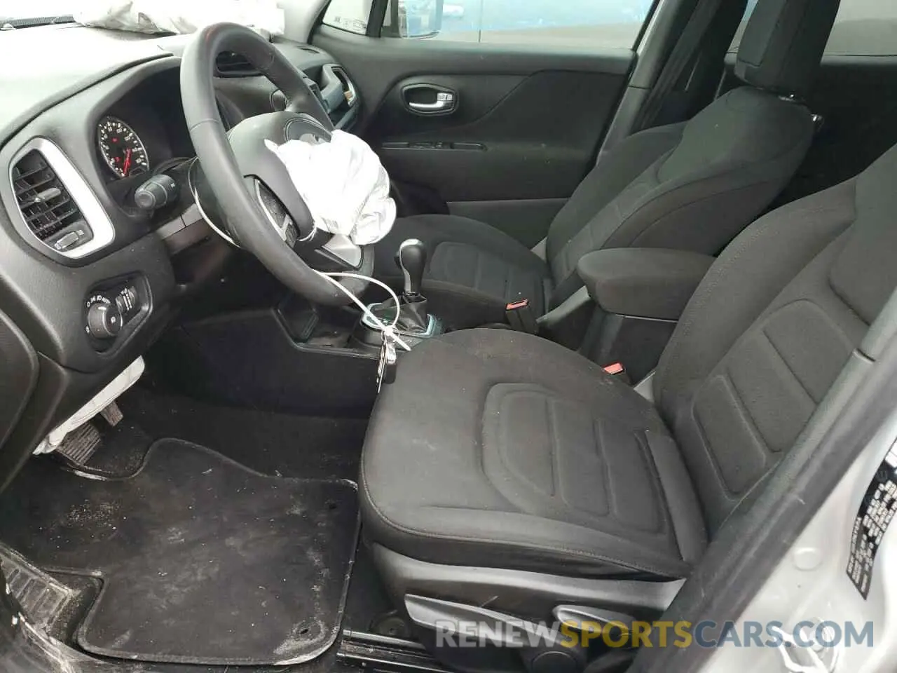 7 Photograph of a damaged car ZACNJABB6LPK93728 JEEP RENEGADE 2020