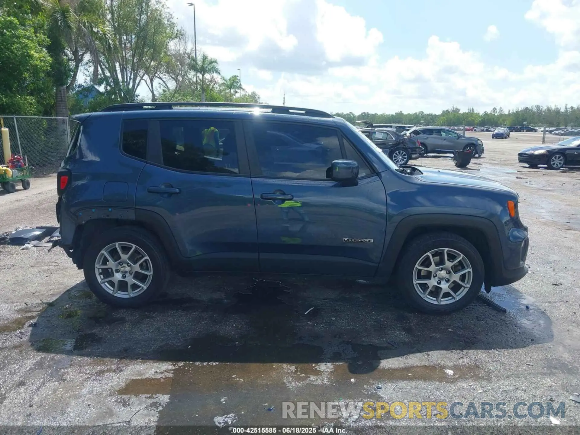 14 Photograph of a damaged car ZACNJABB6LPL85468 JEEP RENEGADE 2020