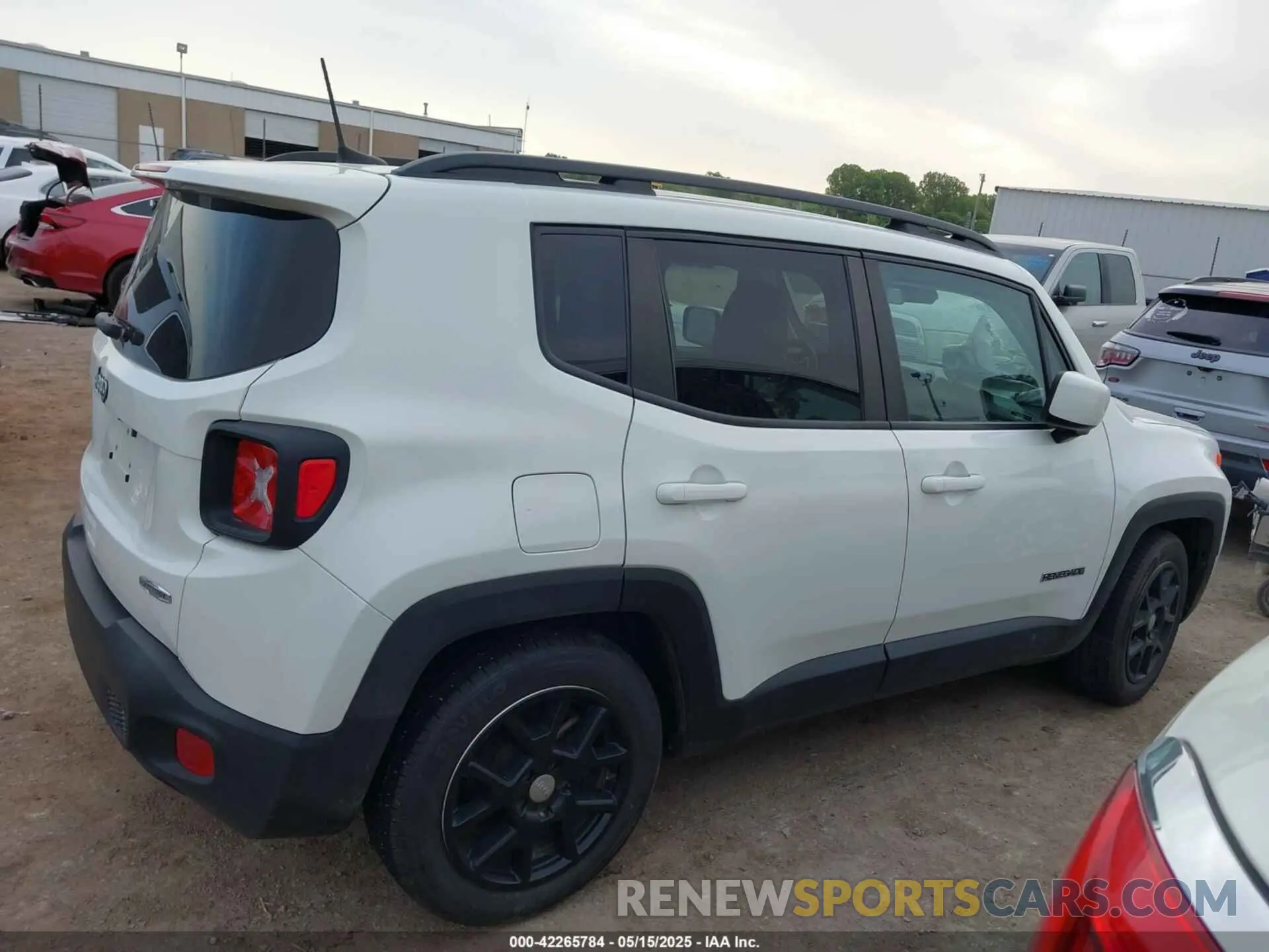 12 Photograph of a damaged car ZACNJABB7LPL69974 JEEP RENEGADE 2020