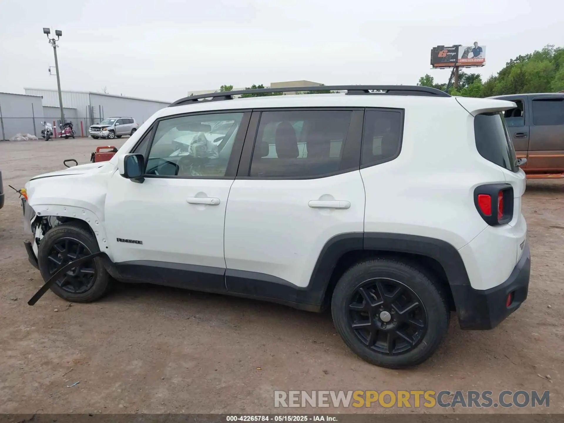 13 Photograph of a damaged car ZACNJABB7LPL69974 JEEP RENEGADE 2020