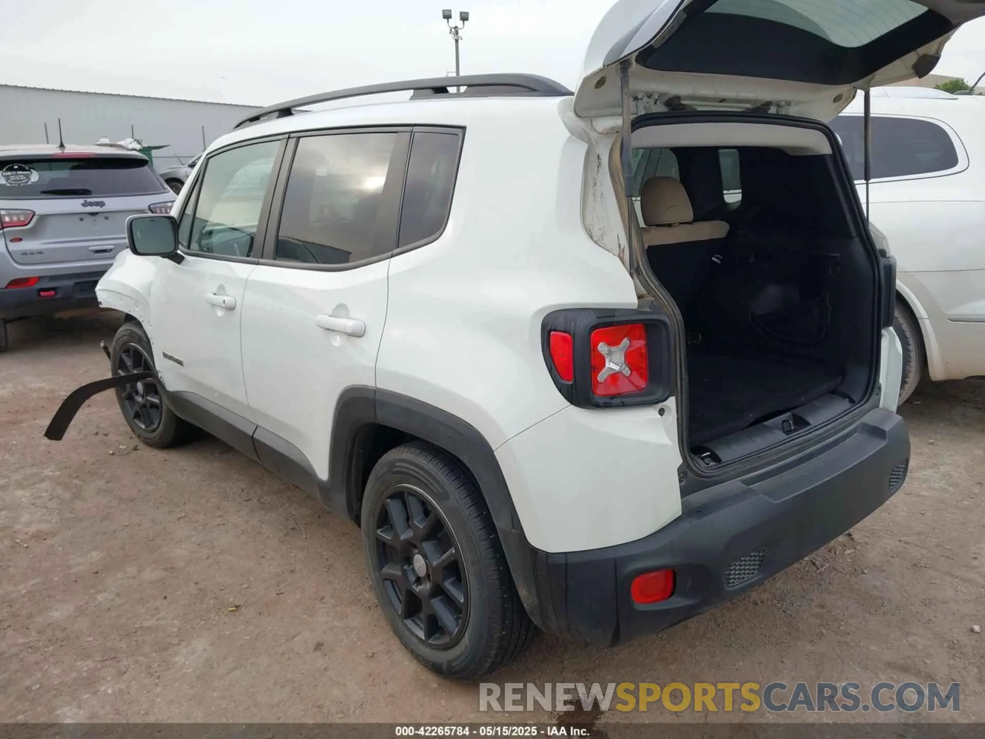 3 Photograph of a damaged car ZACNJABB7LPL69974 JEEP RENEGADE 2020