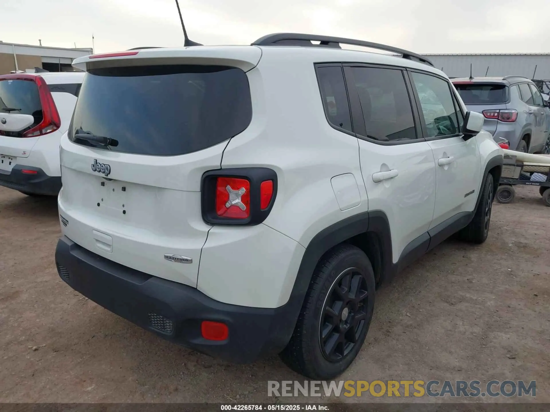 4 Photograph of a damaged car ZACNJABB7LPL69974 JEEP RENEGADE 2020