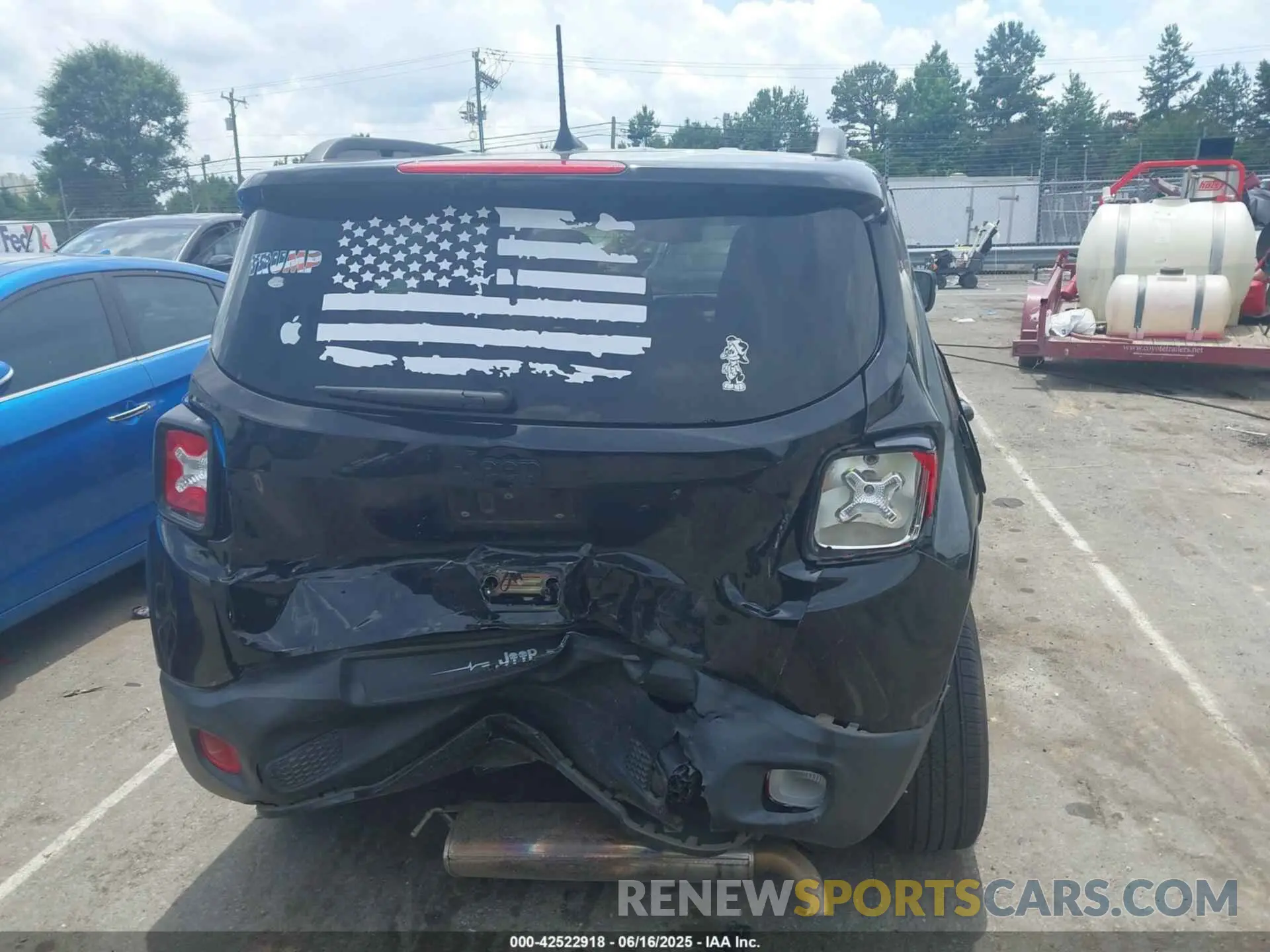 16 Photograph of a damaged car ZACNJABB8LPL16362 JEEP RENEGADE 2020