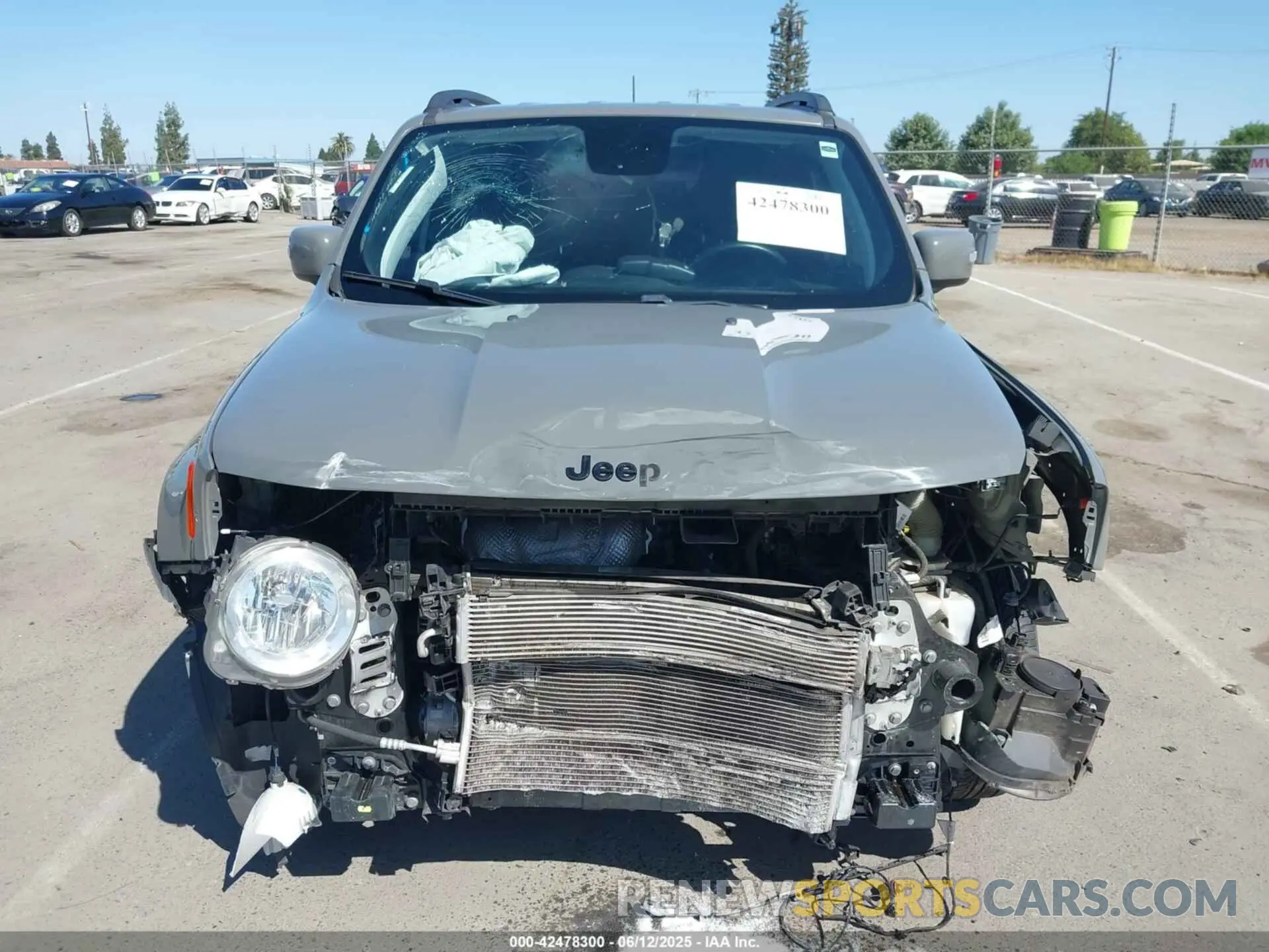 13 Photograph of a damaged car ZACNJABB8LPL31928 JEEP RENEGADE 2020