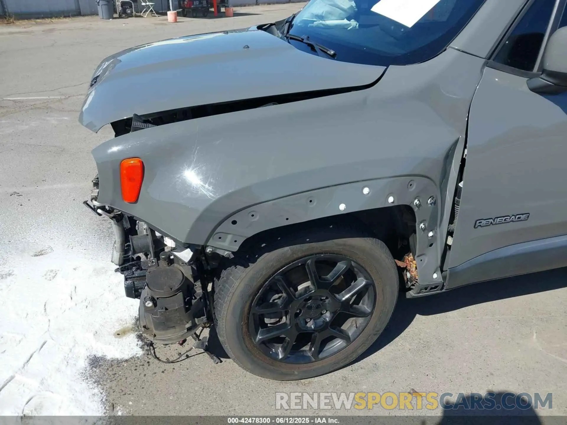 18 Photograph of a damaged car ZACNJABB8LPL31928 JEEP RENEGADE 2020