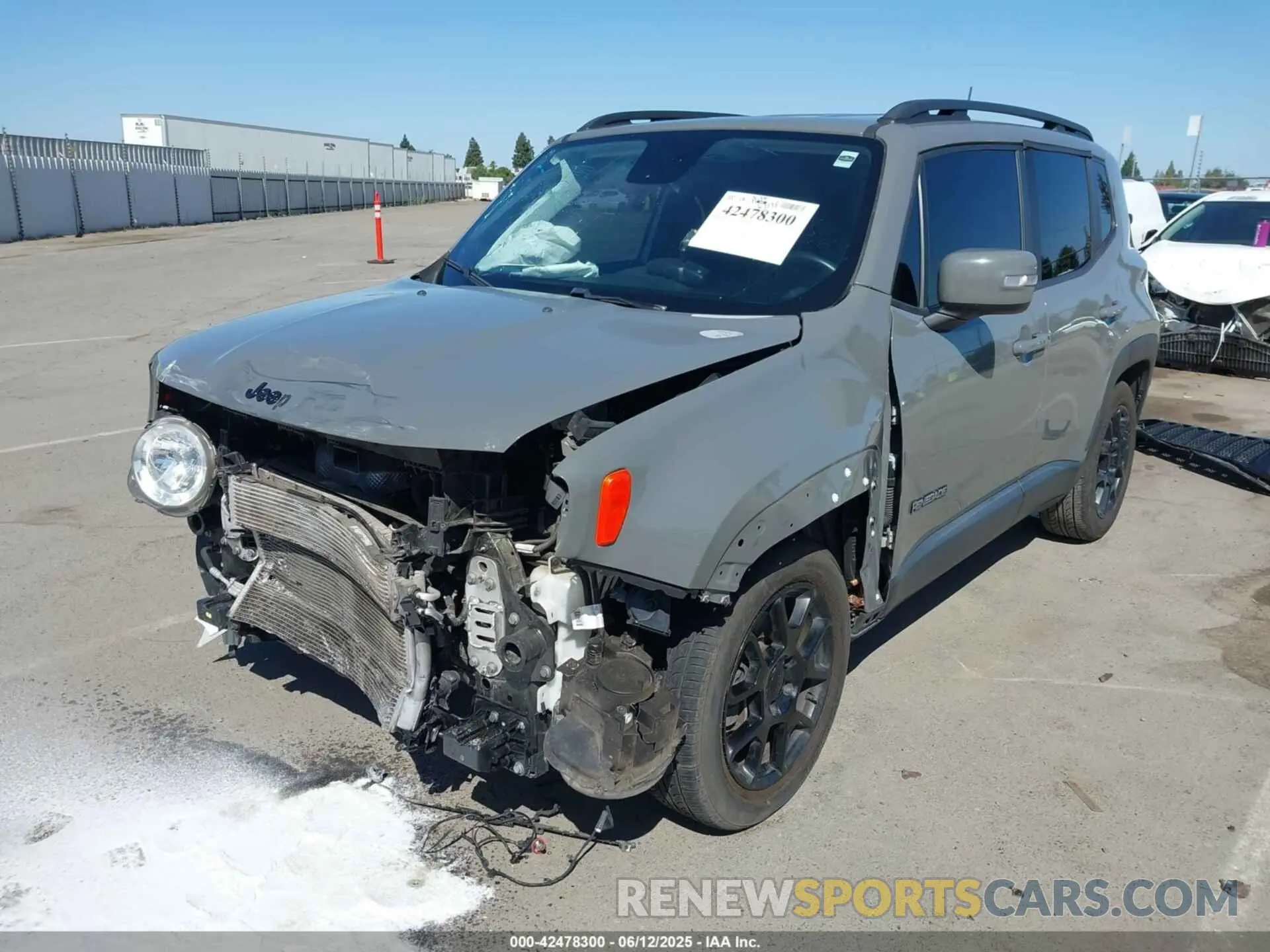 2 Photograph of a damaged car ZACNJABB8LPL31928 JEEP RENEGADE 2020