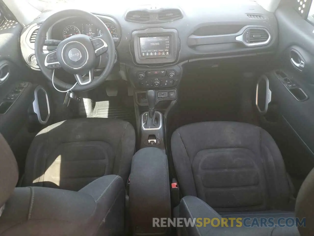 8 Photograph of a damaged car ZACNJABB8LPL46722 JEEP RENEGADE 2020