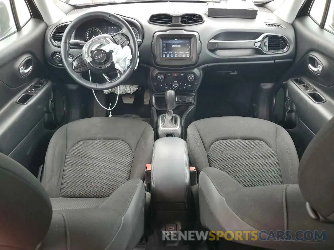 8 Photograph of a damaged car ZACNJABB8LPL71720 JEEP RENEGADE 2020