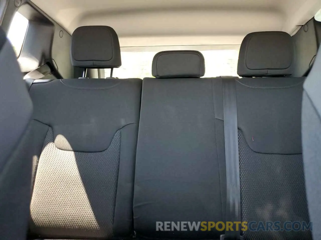 10 Photograph of a damaged car ZACNJABB8LPL75797 JEEP RENEGADE 2020