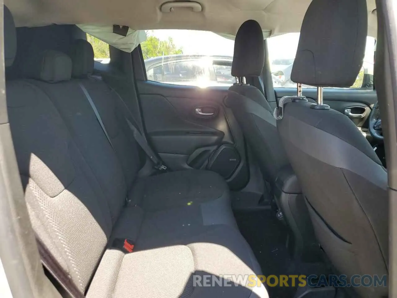 11 Photograph of a damaged car ZACNJABB8LPL75797 JEEP RENEGADE 2020
