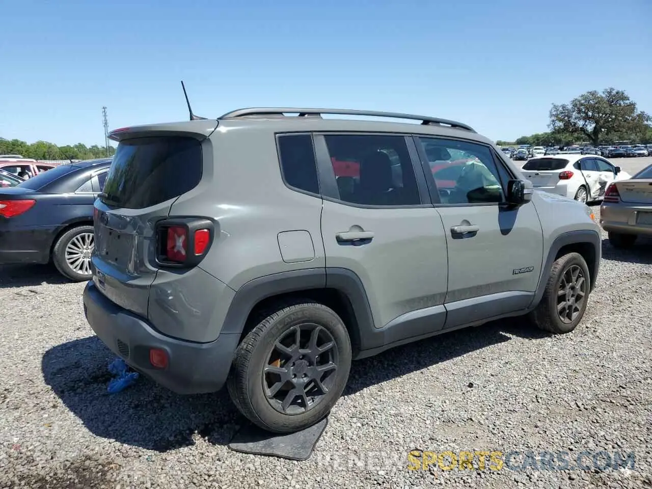 3 Photograph of a damaged car ZACNJABB8LPL75797 JEEP RENEGADE 2020