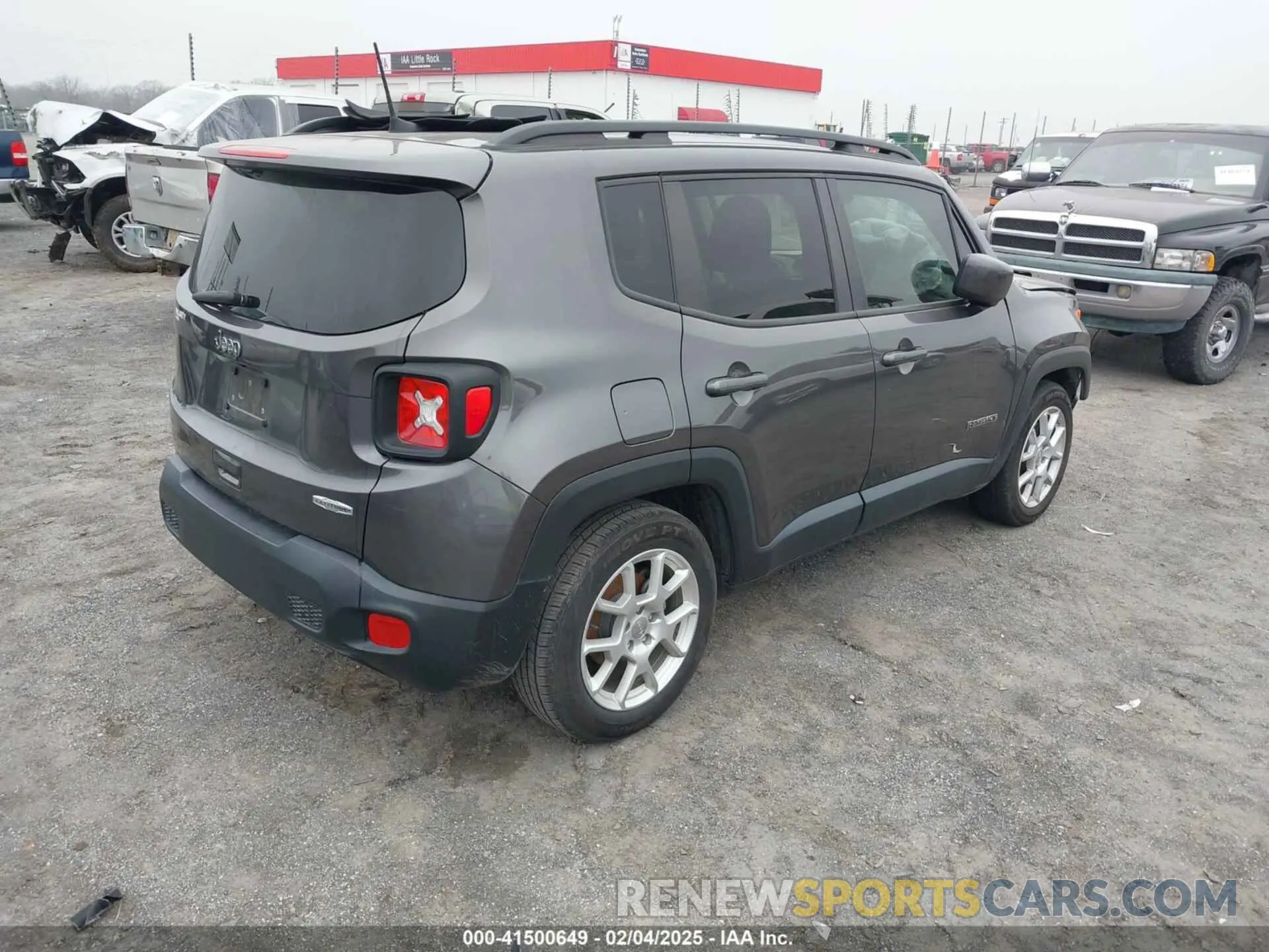 4 Photograph of a damaged car ZACNJABBXLPK94526 JEEP RENEGADE 2020