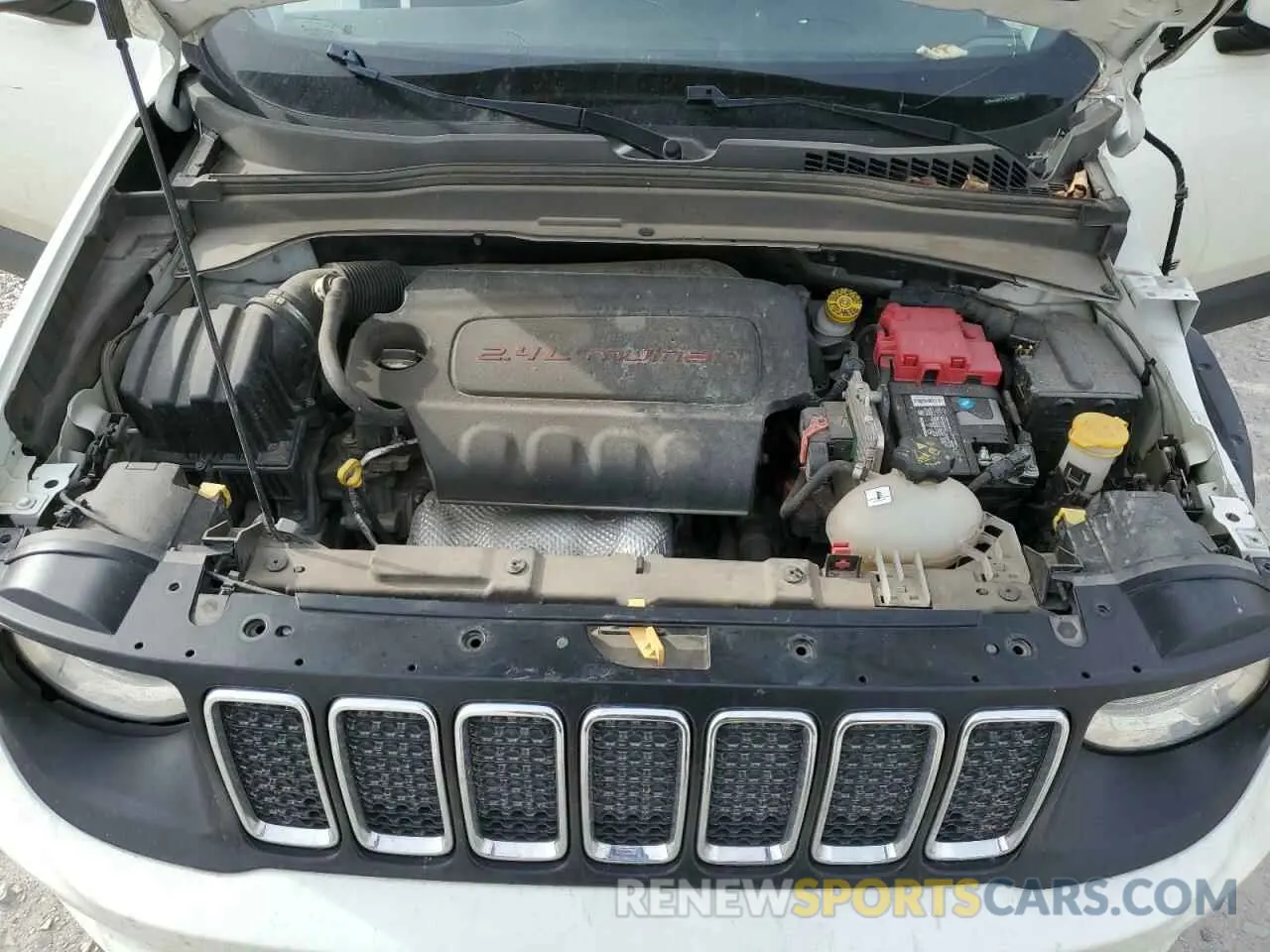 13 Photograph of a damaged car ZACNJABBXLPL94013 JEEP RENEGADE 2020