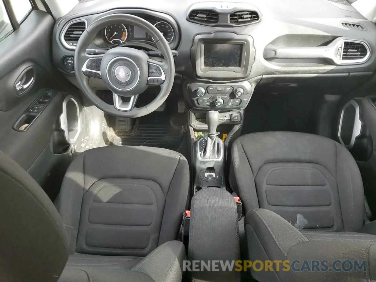 8 Photograph of a damaged car ZACNJABBXLPL94013 JEEP RENEGADE 2020