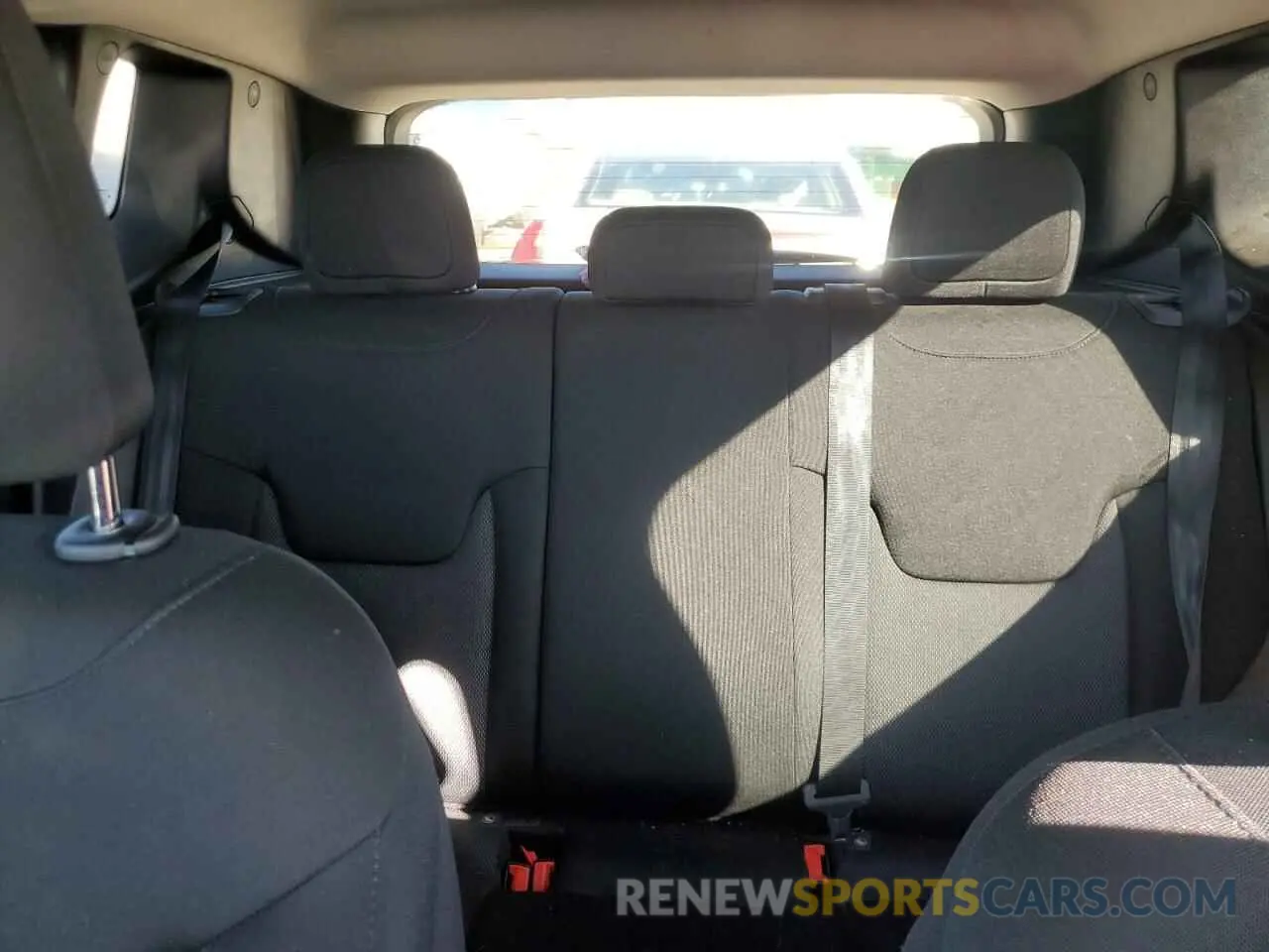 10 Photograph of a damaged car ZACNJBAB1LPL06585 JEEP RENEGADE 2020