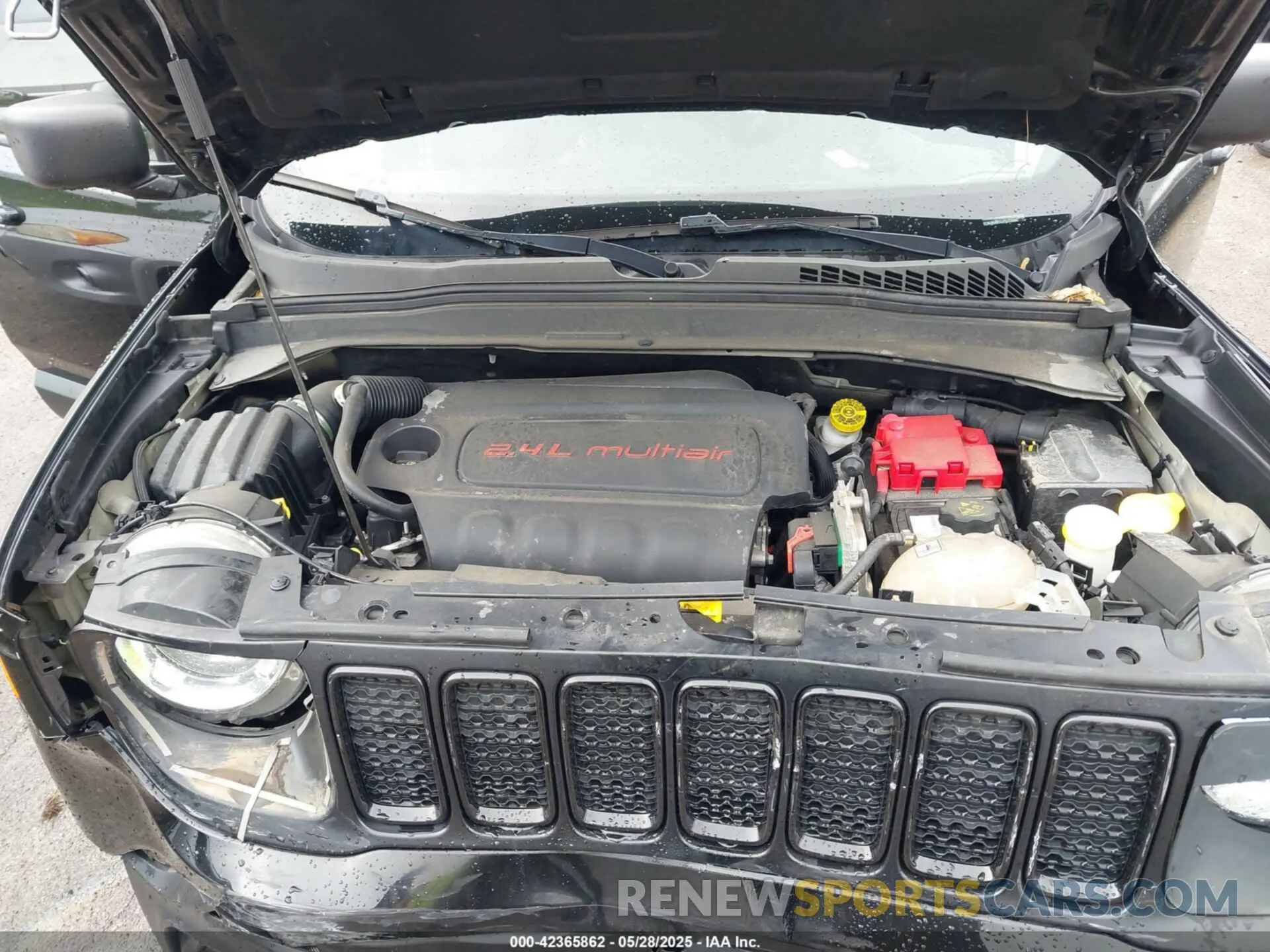 10 Photograph of a damaged car ZACNJBAB1LPL13505 JEEP RENEGADE 2020