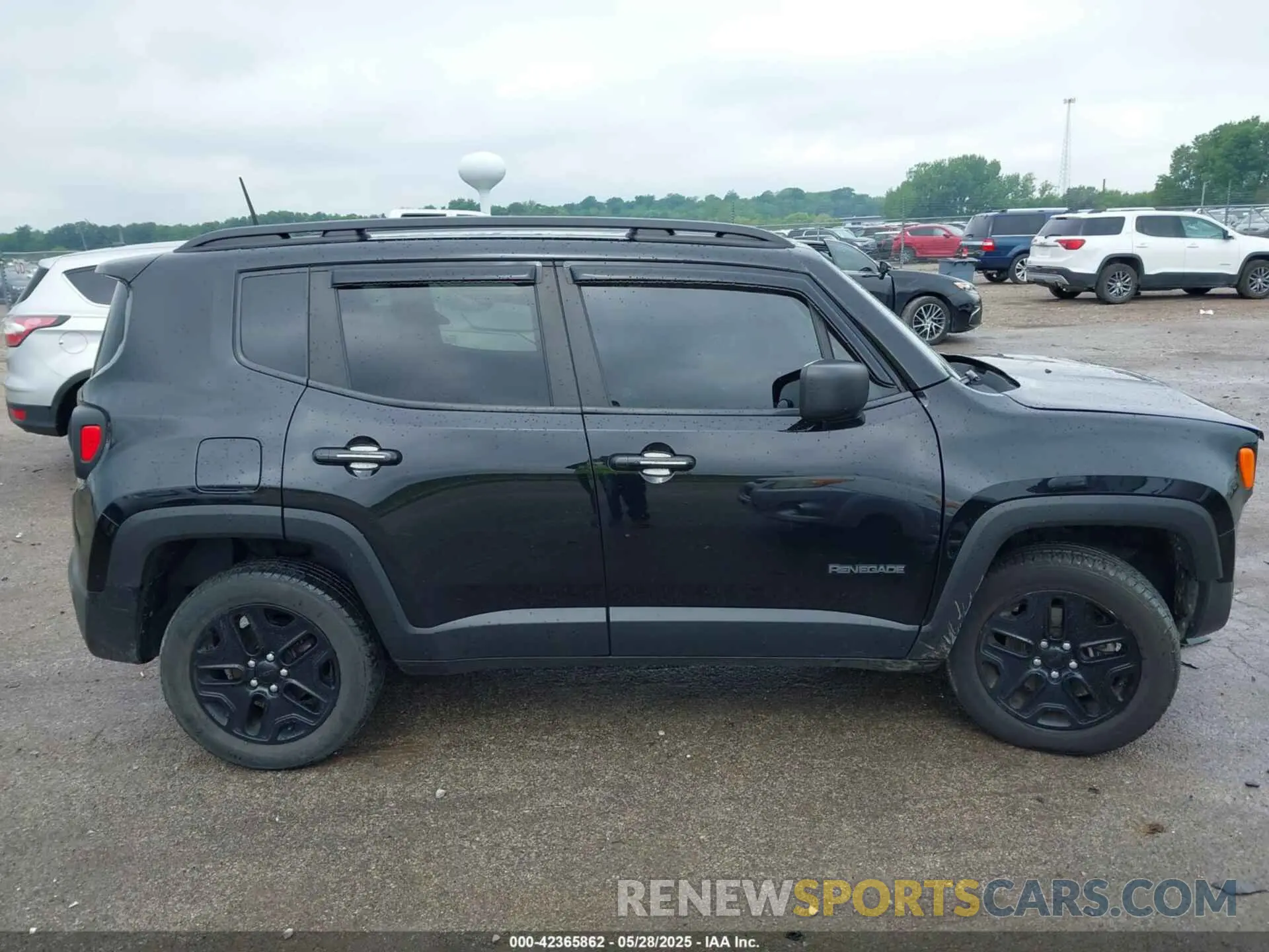 13 Photograph of a damaged car ZACNJBAB1LPL13505 JEEP RENEGADE 2020