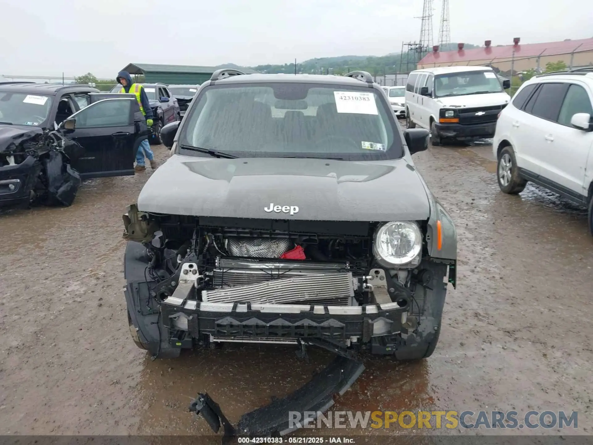 13 Photograph of a damaged car ZACNJBAB1LPL94733 JEEP RENEGADE 2020