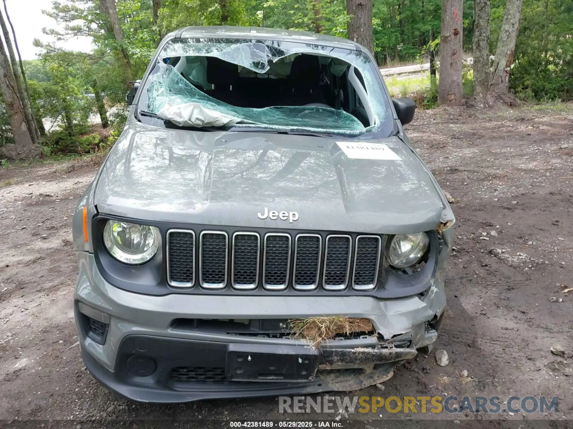 12 Photograph of a damaged car ZACNJBAB3LPL87508 JEEP RENEGADE 2020