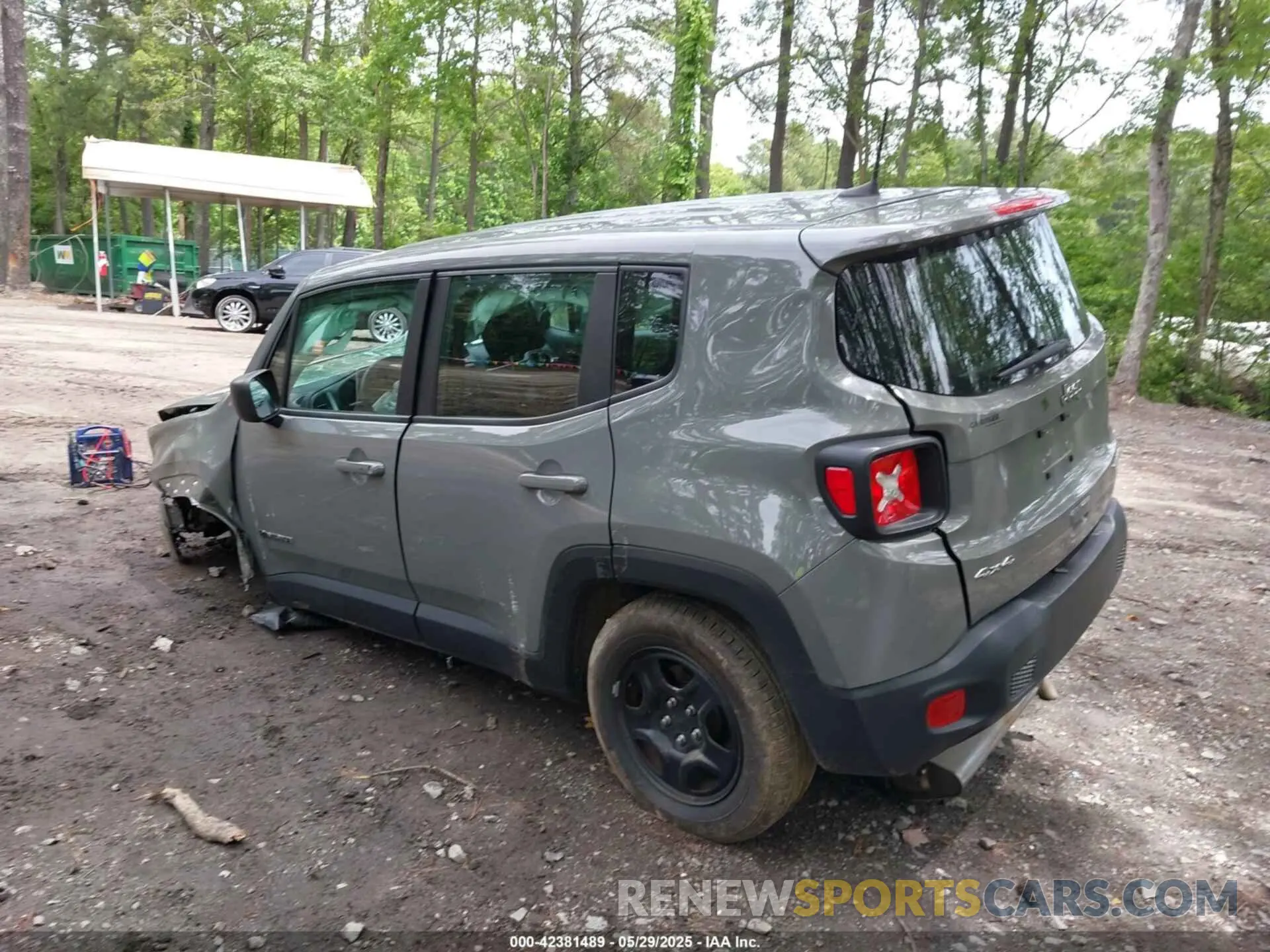 3 Photograph of a damaged car ZACNJBAB3LPL87508 JEEP RENEGADE 2020