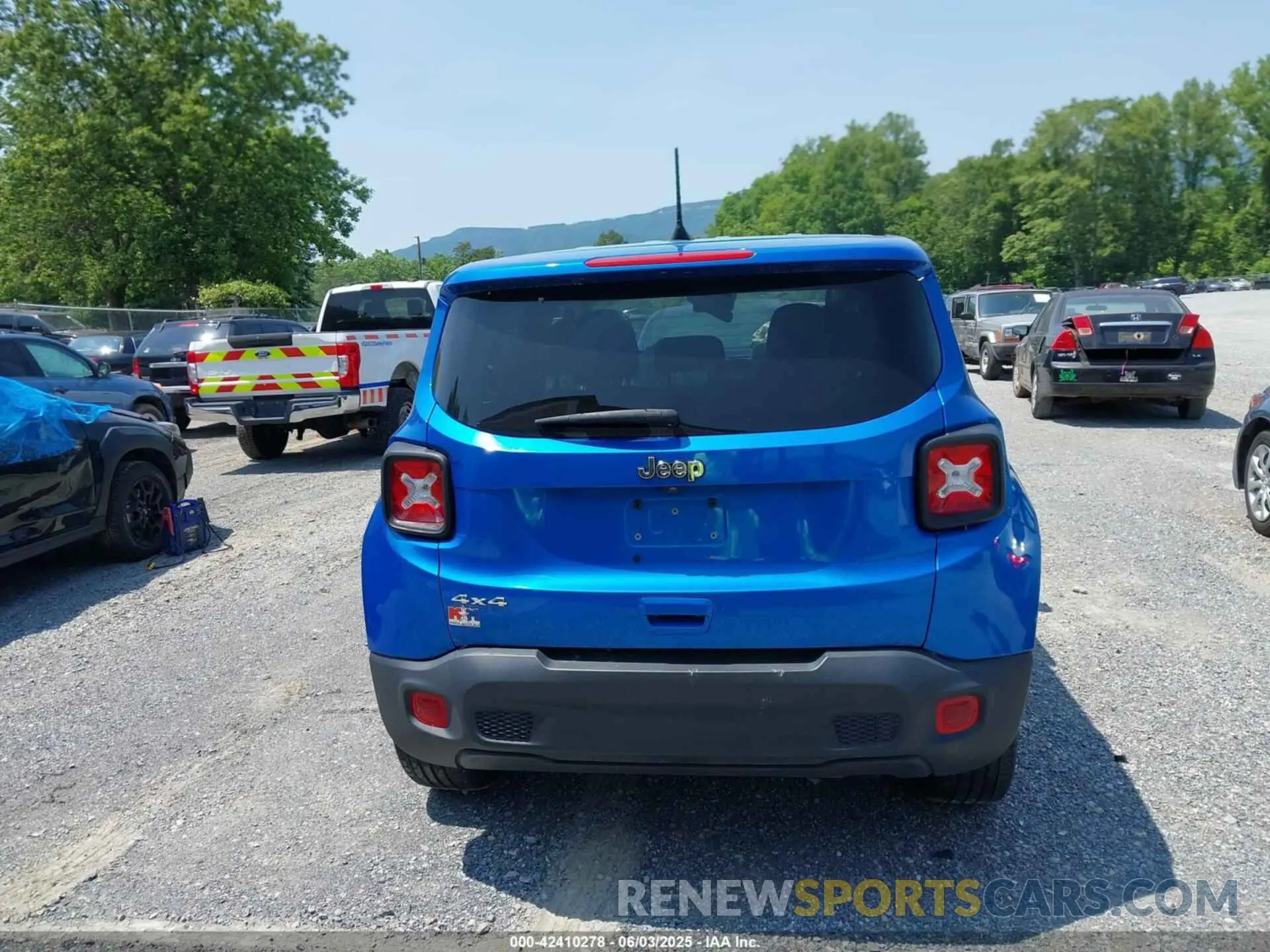 16 Photograph of a damaged car ZACNJBAB3LPL87850 JEEP RENEGADE 2020