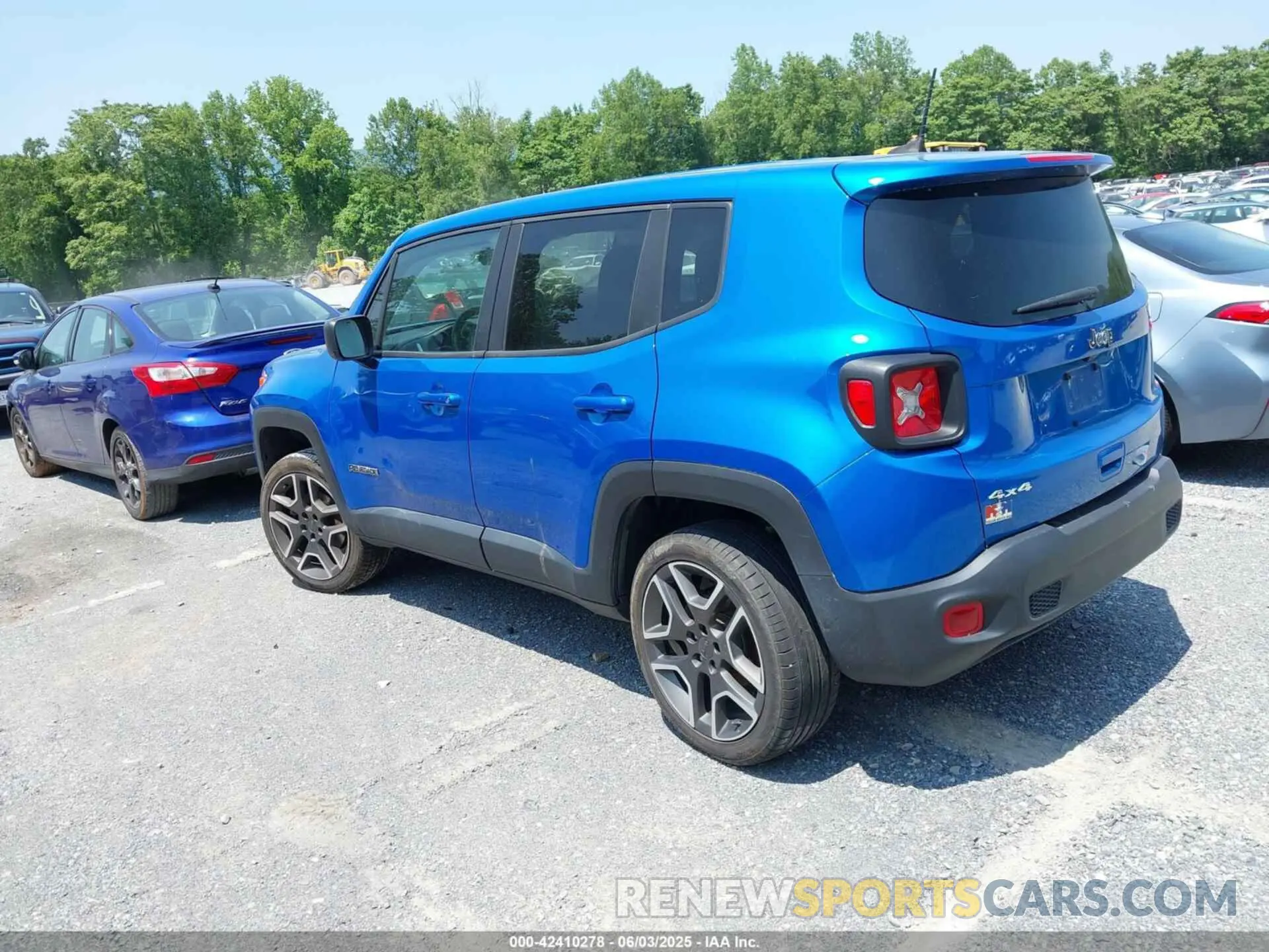 3 Photograph of a damaged car ZACNJBAB3LPL87850 JEEP RENEGADE 2020