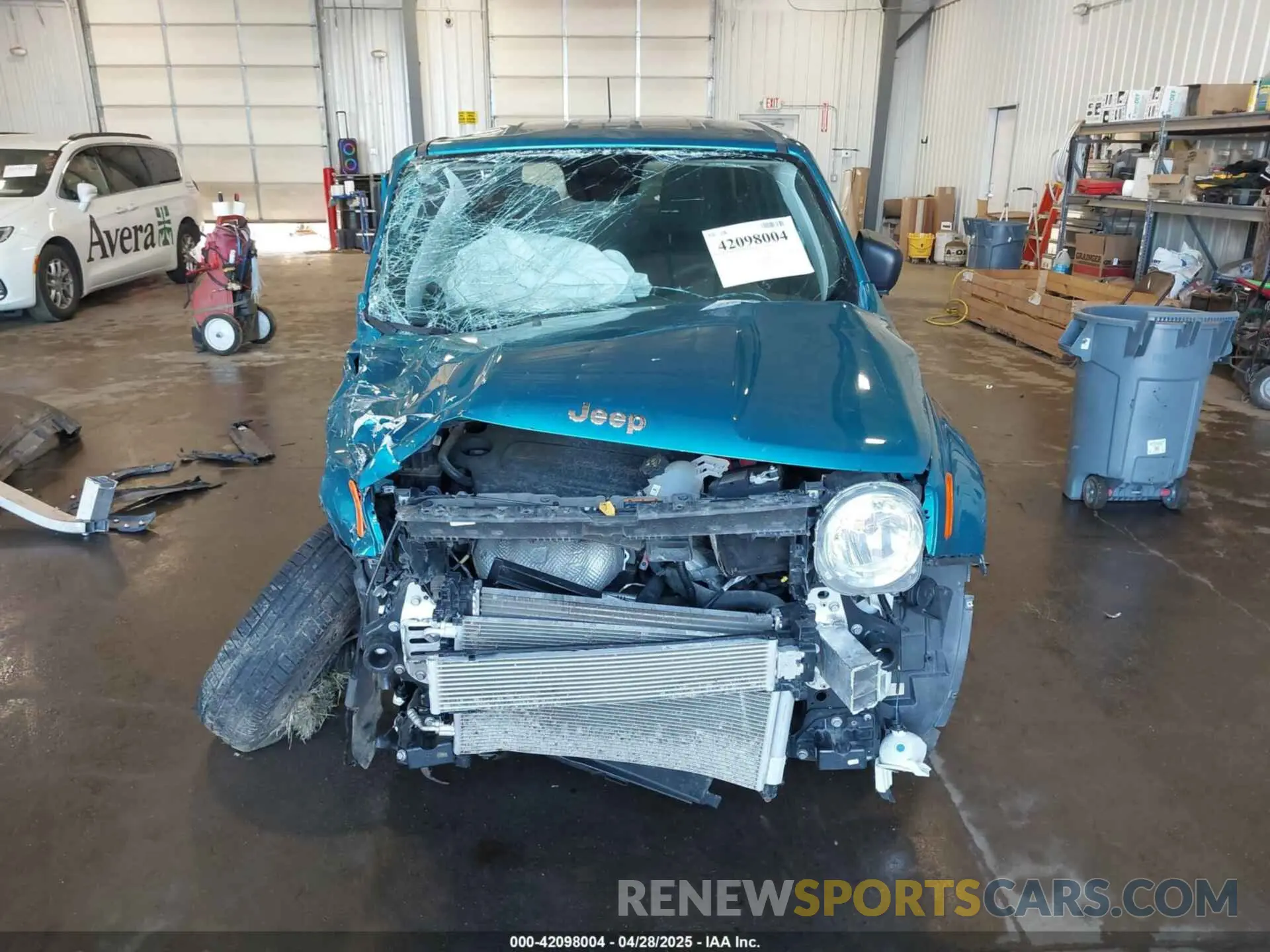 13 Photograph of a damaged car ZACNJBAB4LPL20755 JEEP RENEGADE 2020