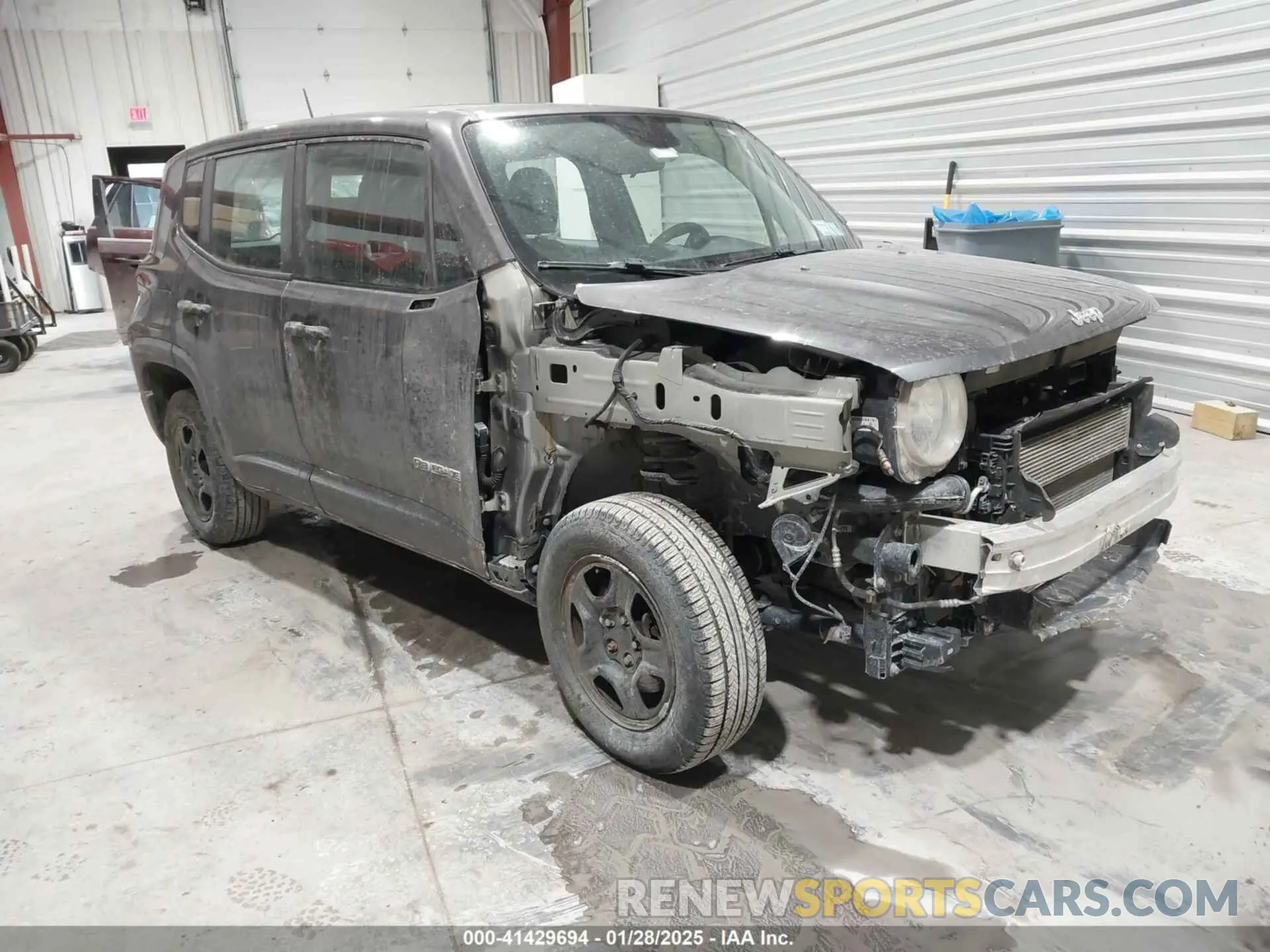1 Photograph of a damaged car ZACNJBAB5LPL22109 JEEP RENEGADE 2020