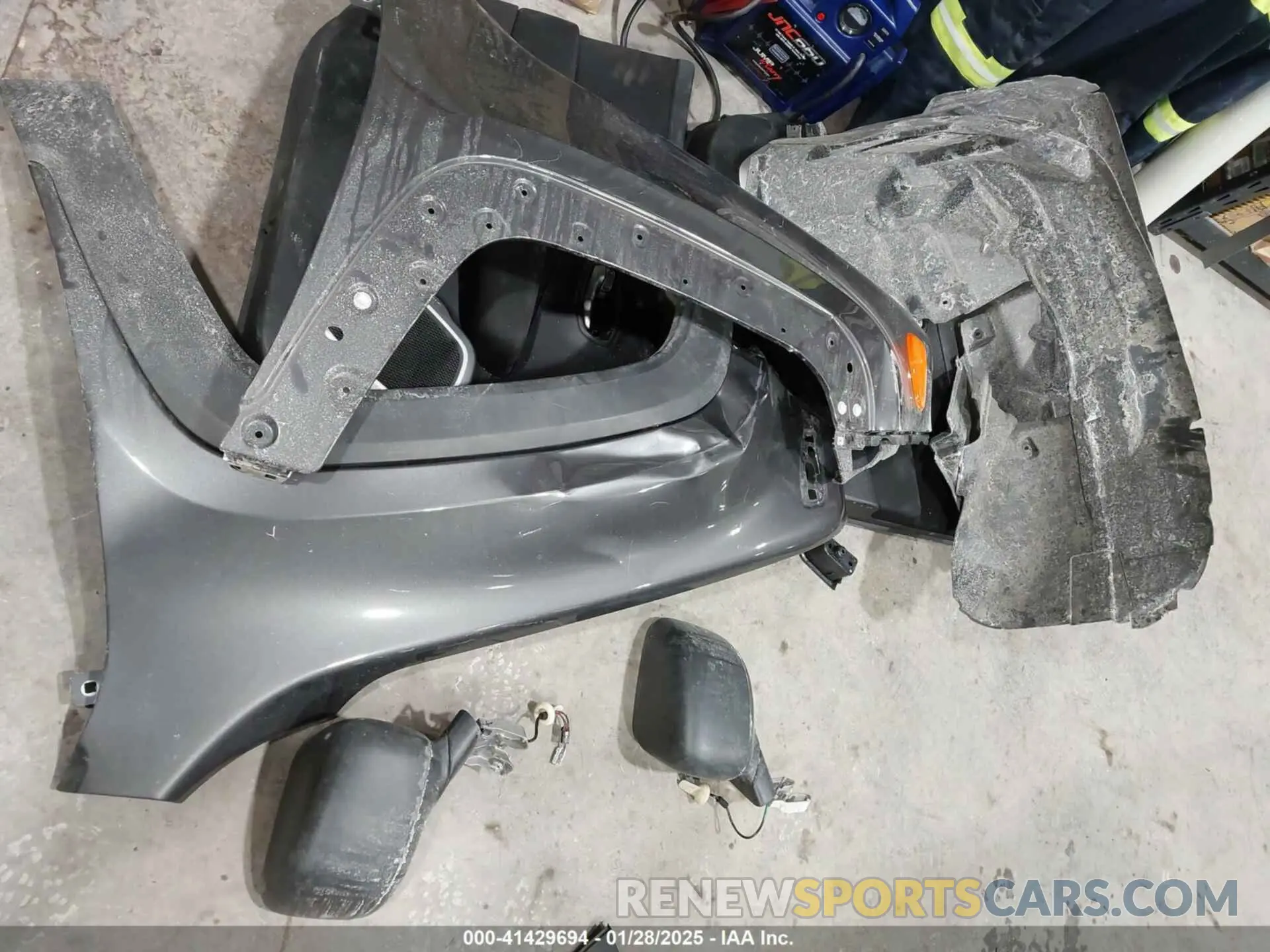 12 Photograph of a damaged car ZACNJBAB5LPL22109 JEEP RENEGADE 2020